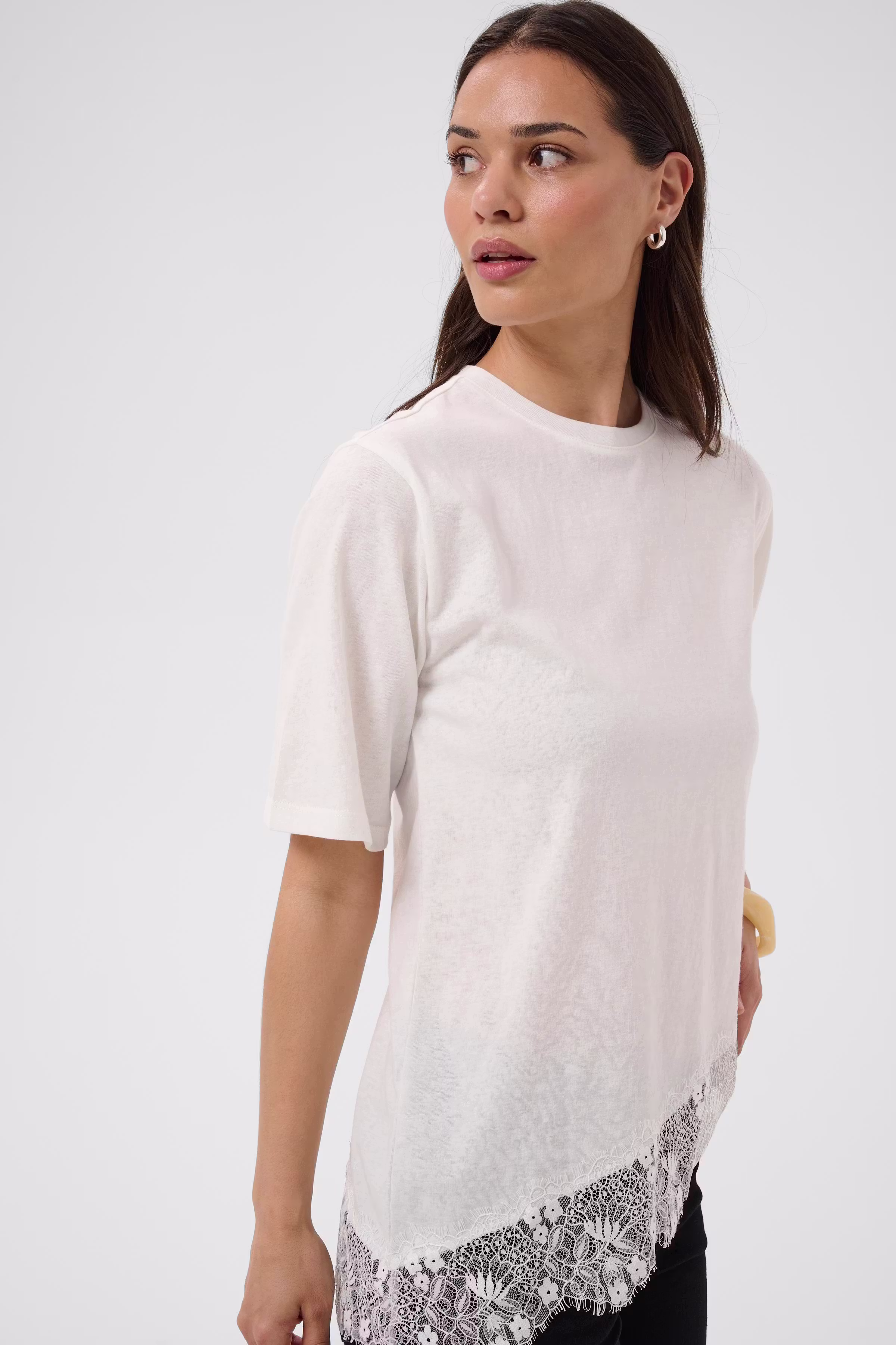 KAmelis T-shirt LOOKBOOK DETAIL 10512730-110602