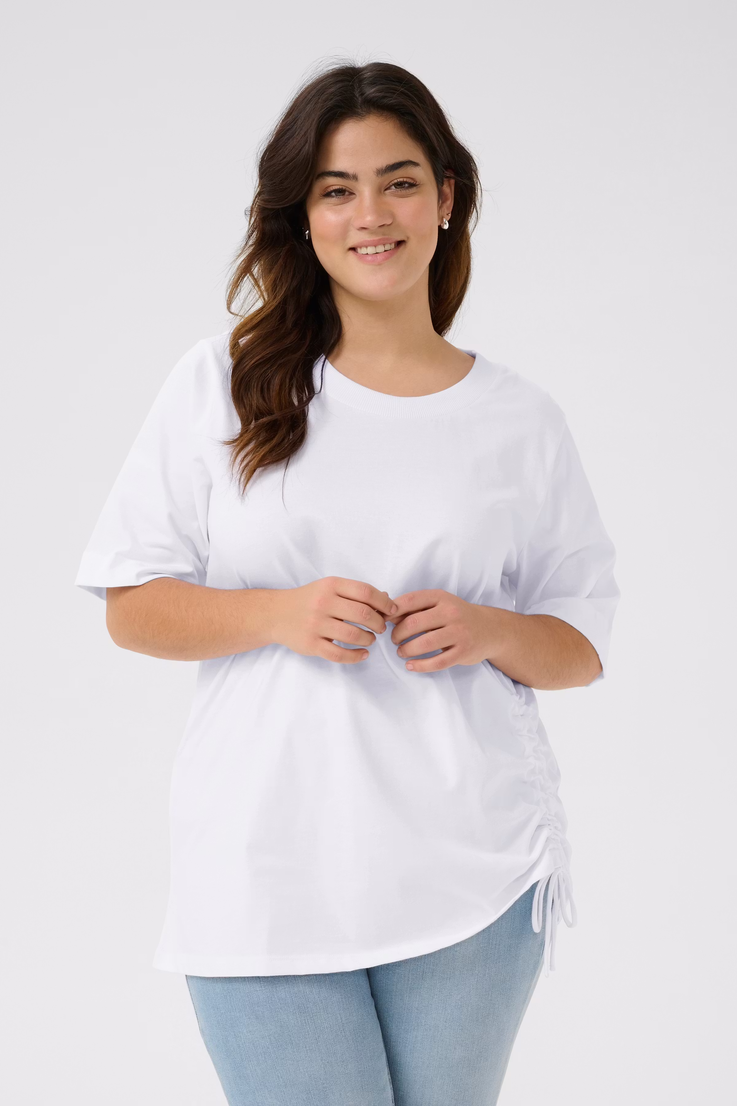 KCniola T-shirt LOOKBOOK FRONT 10583212-110601