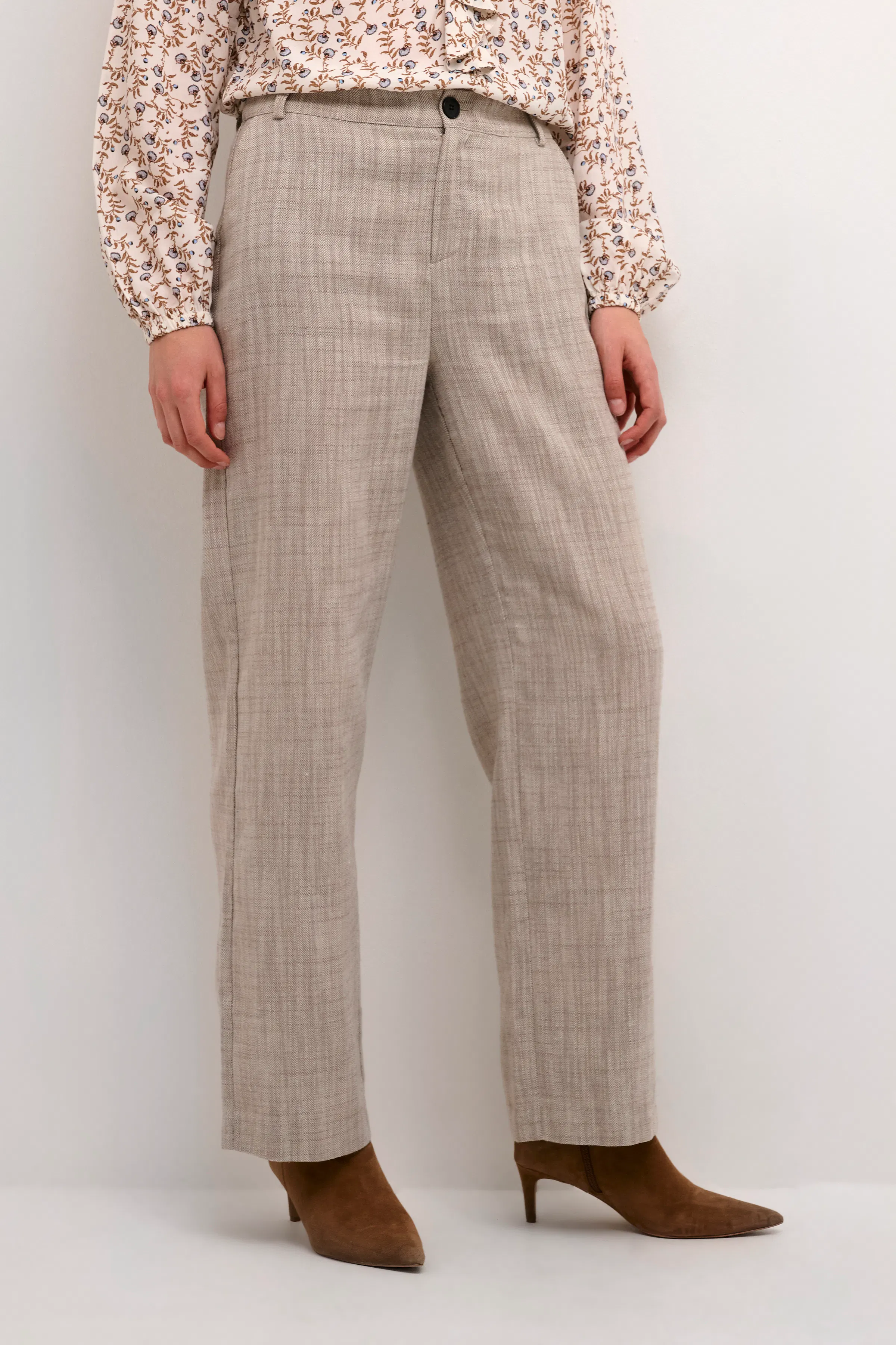 CRTurid Trousers LOOKBOOK FRONT 10612140-105370