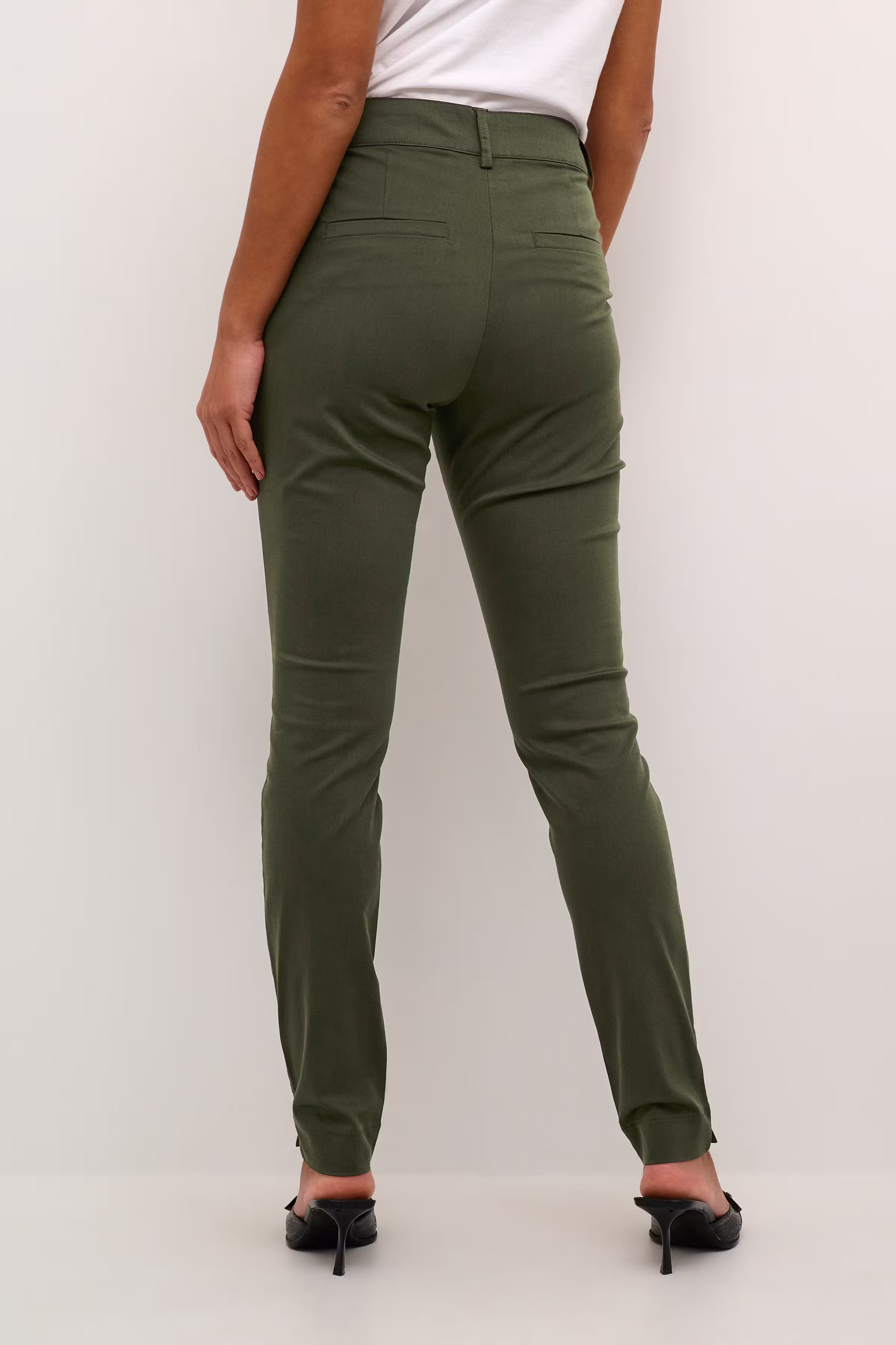 KAlea Broek LOOKBOOK BACK 10509141-190414