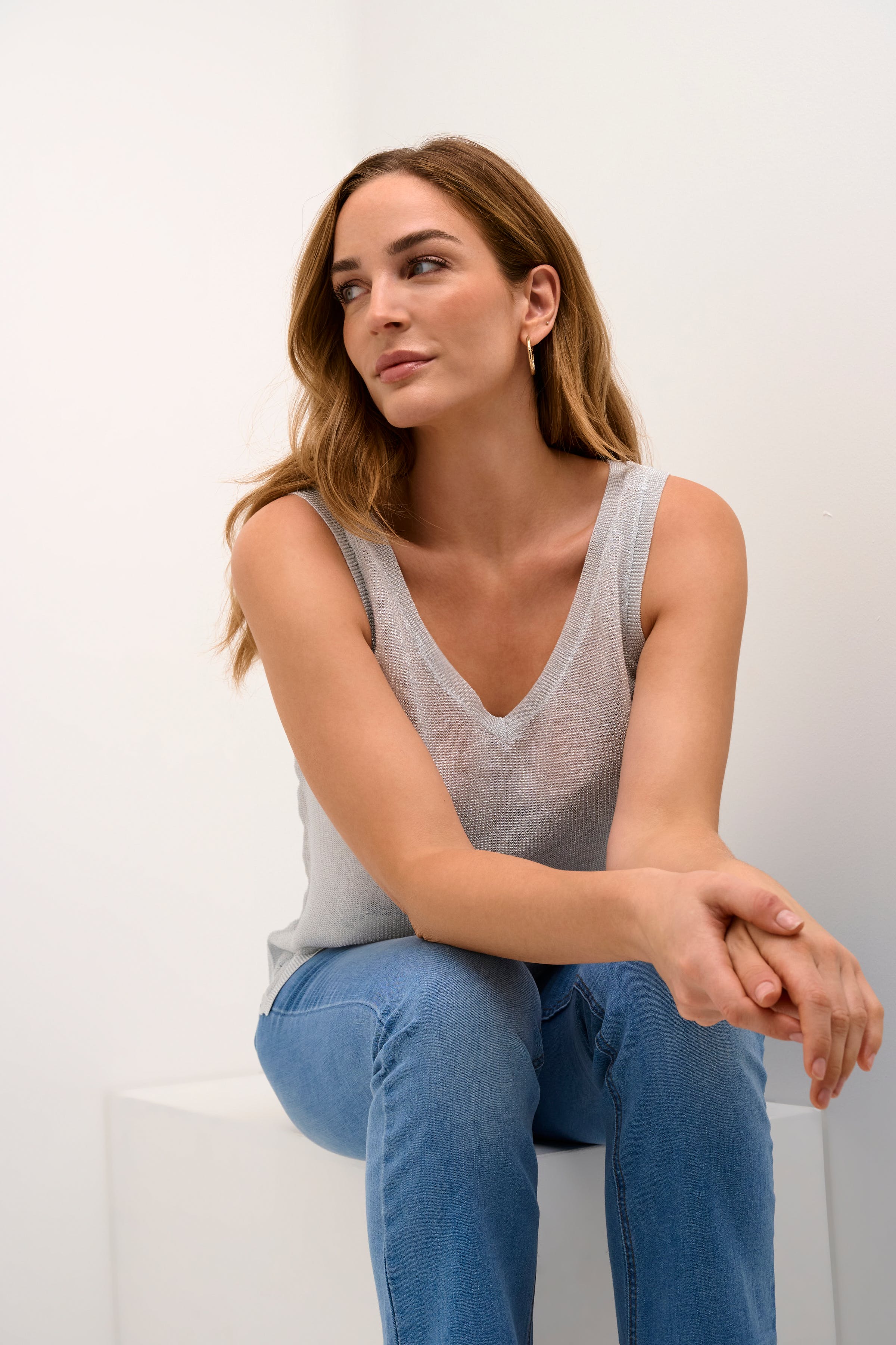 CRZerina Blouse LOOKBOOK DETAIL 10612523-105126