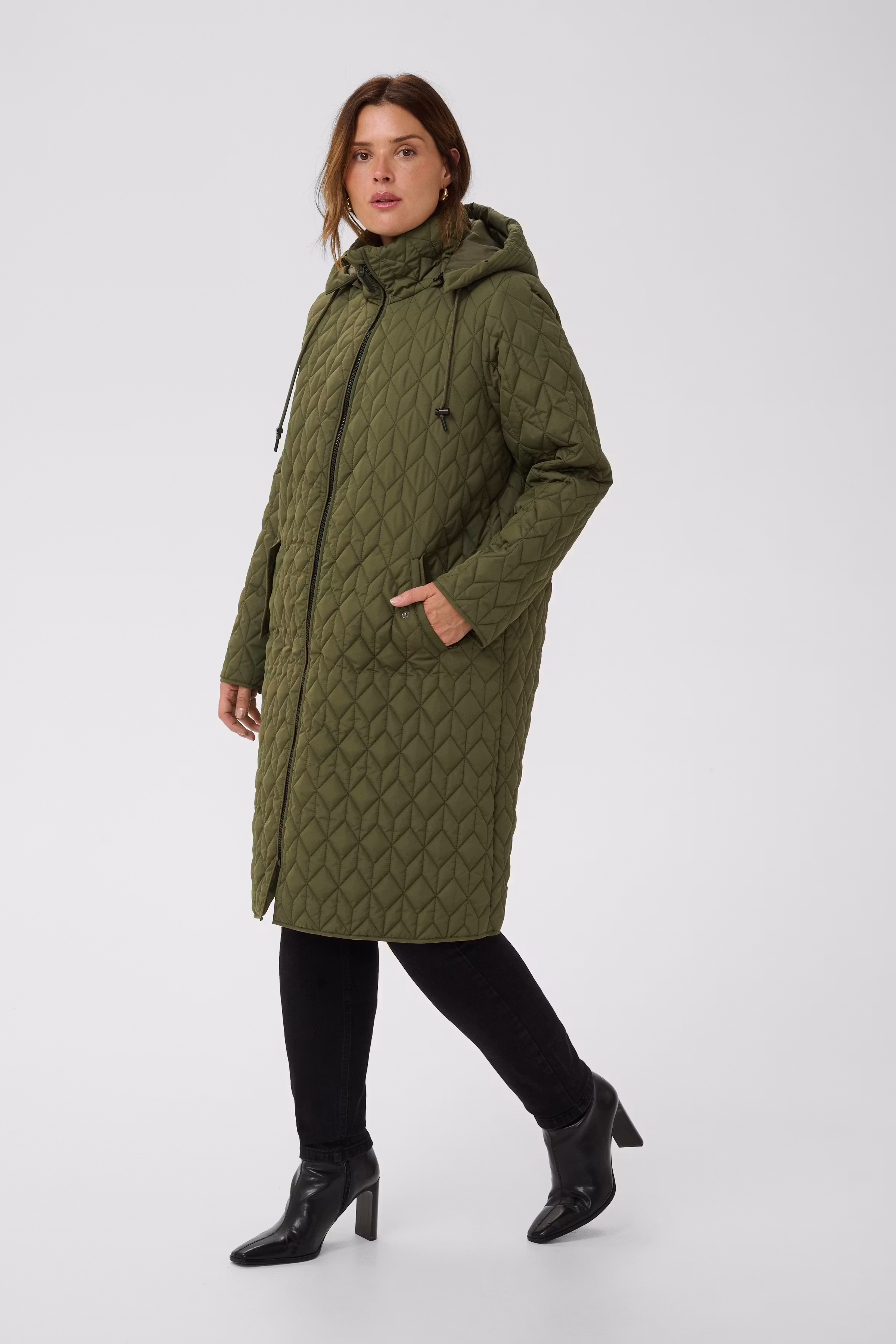 KCleina Outerwear LOOKBOOK FRONT 10583971-190515