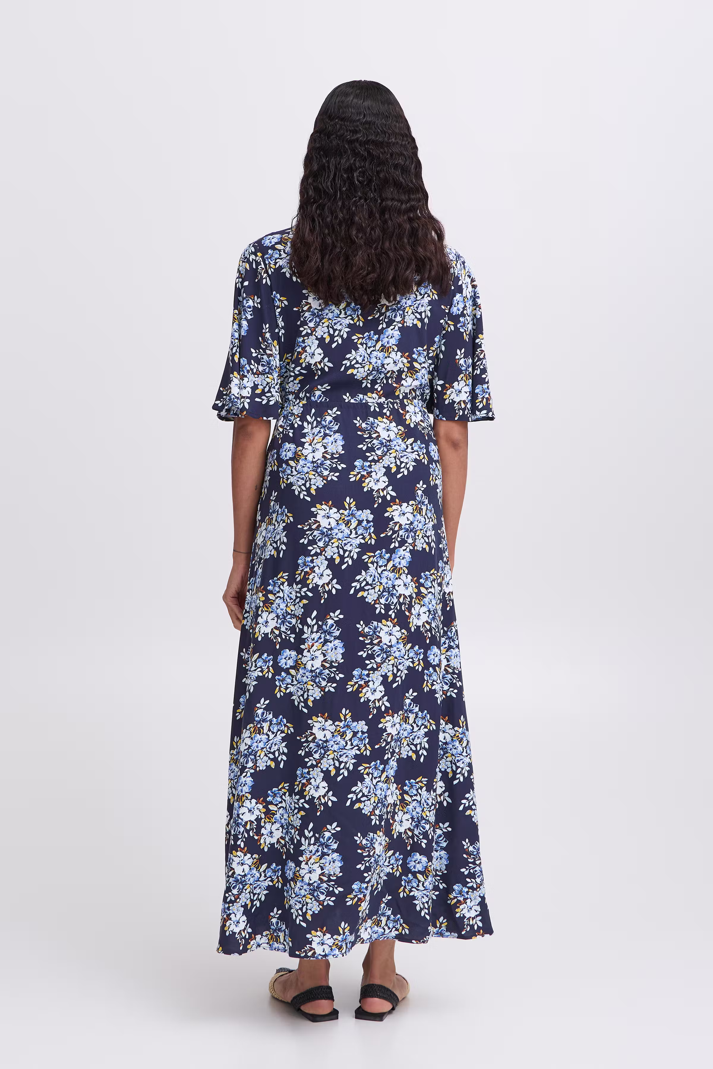 BYMMJOELLA Kjole LOOKBOOK BACK 20816532-204600
