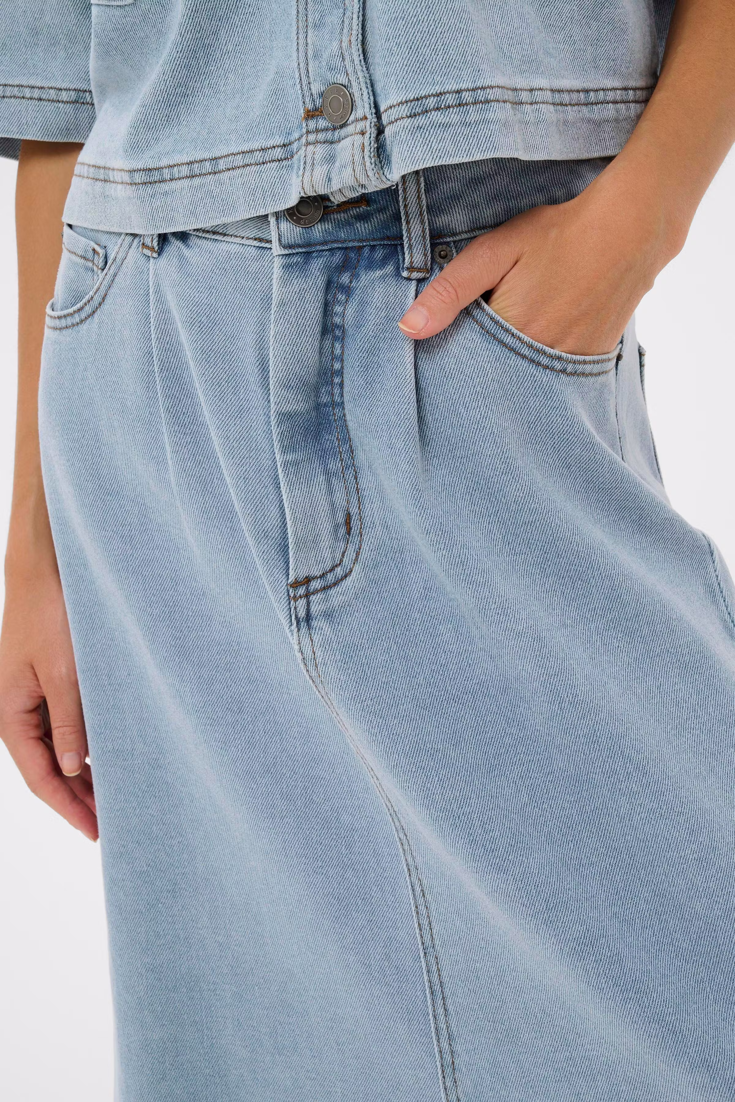 KAminna Kjol LOOKBOOK DETAIL 10511305-109004