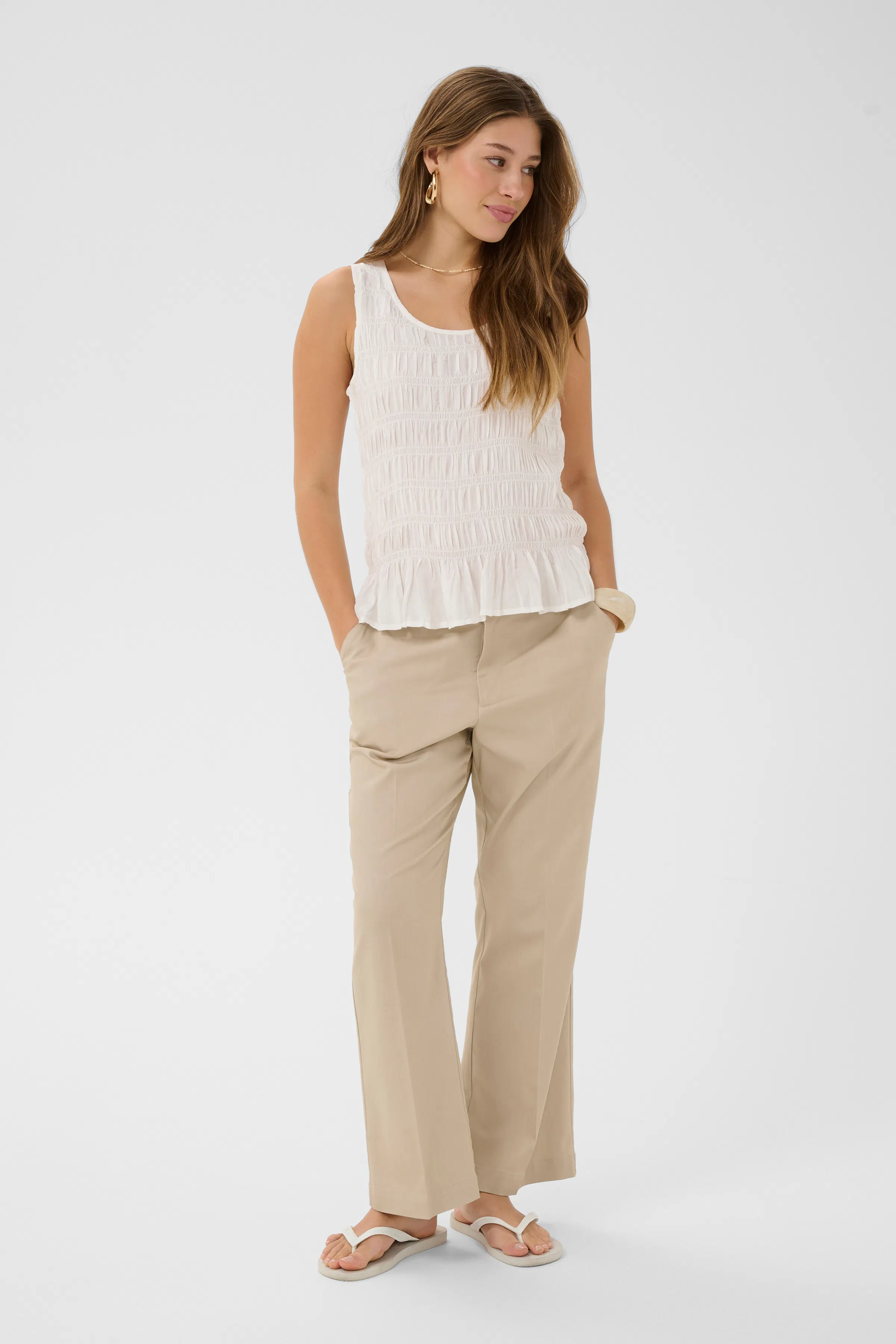 CRHenva Bluse LOOKBOOK FRONT 10614763-110602