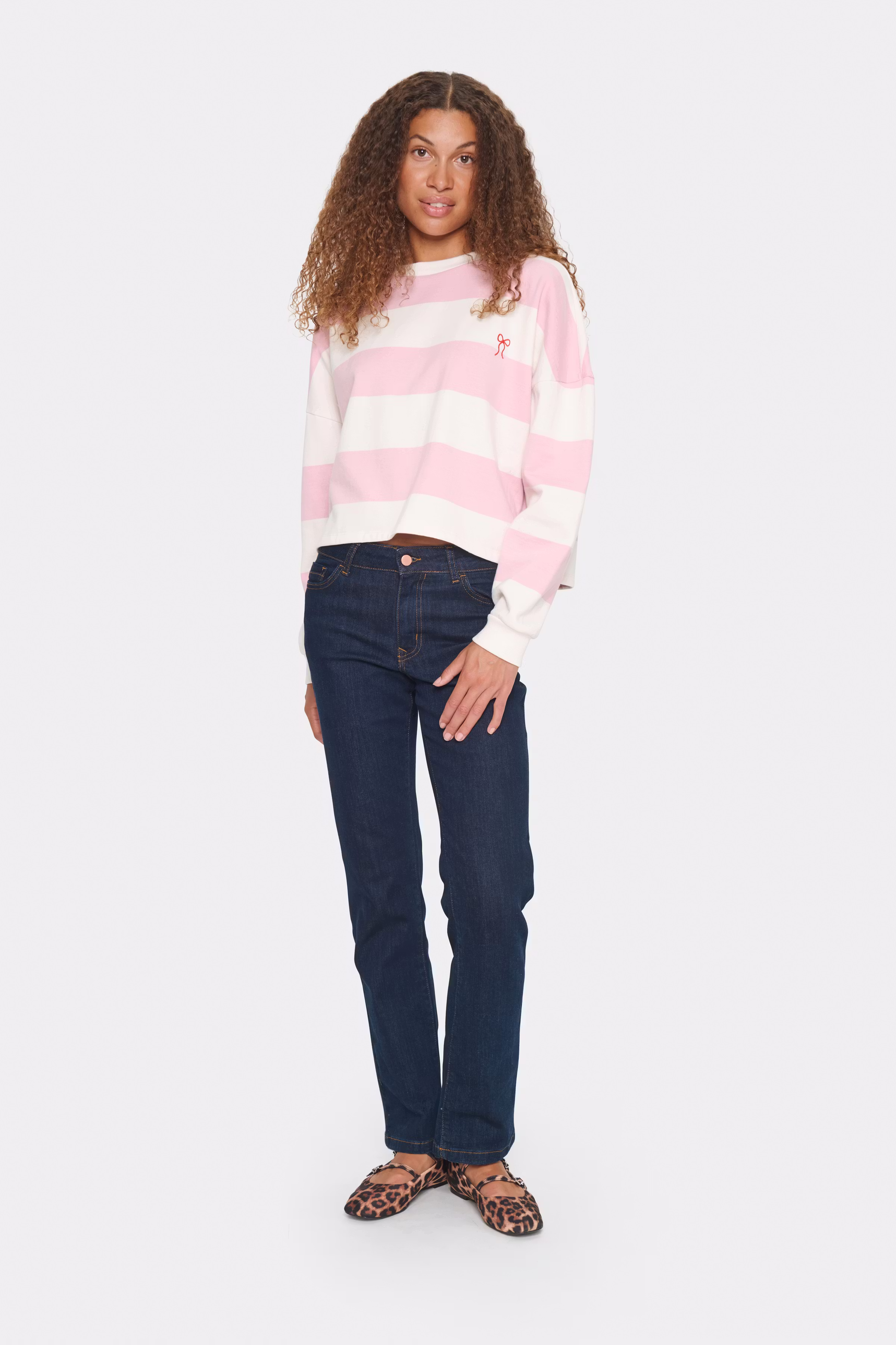 IdahellaSZ Sweatshirt LOOKBOOK FRONT 30513807-142305