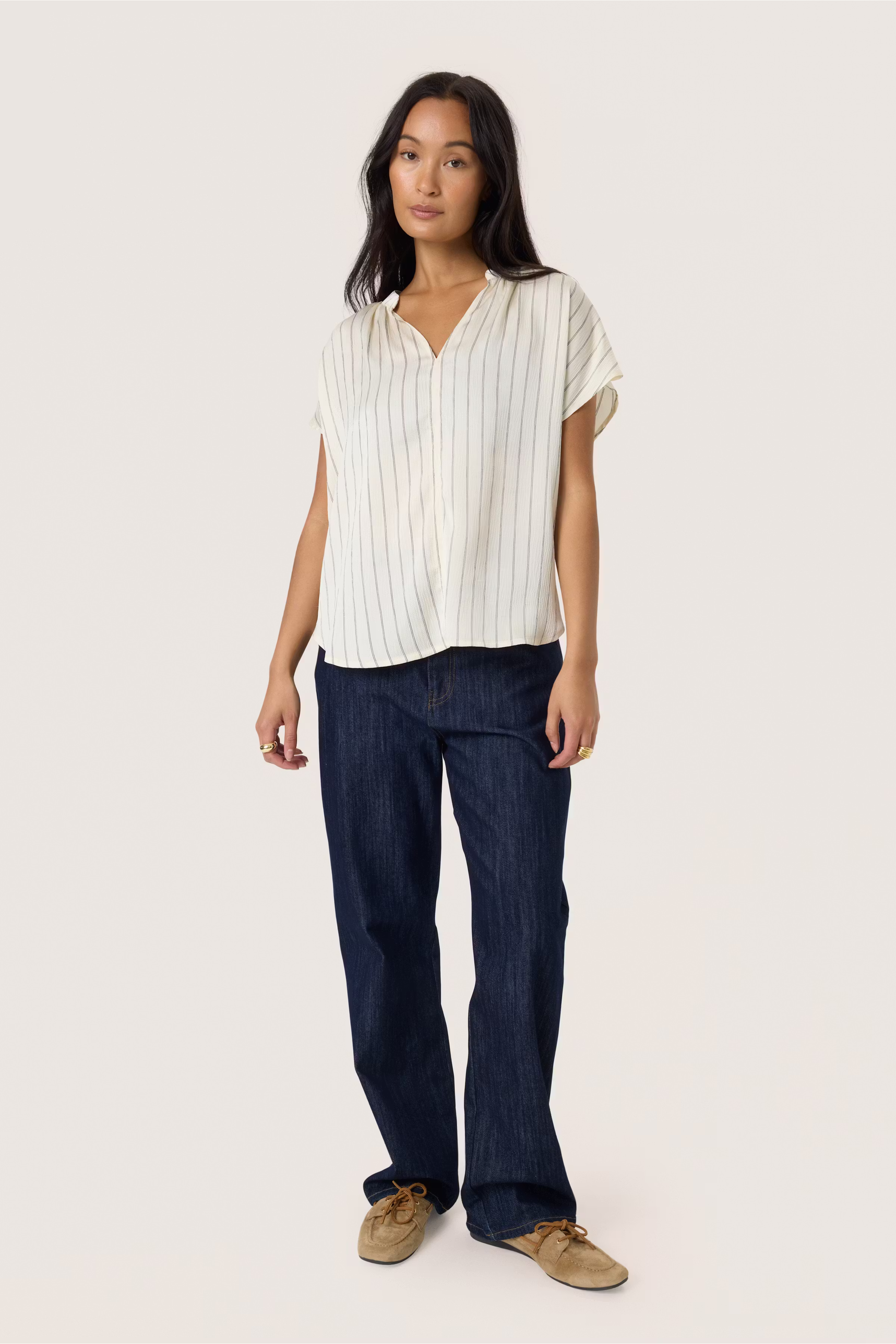 SLIoana Blouse LOOKBOOK FRONT 30408705-303524