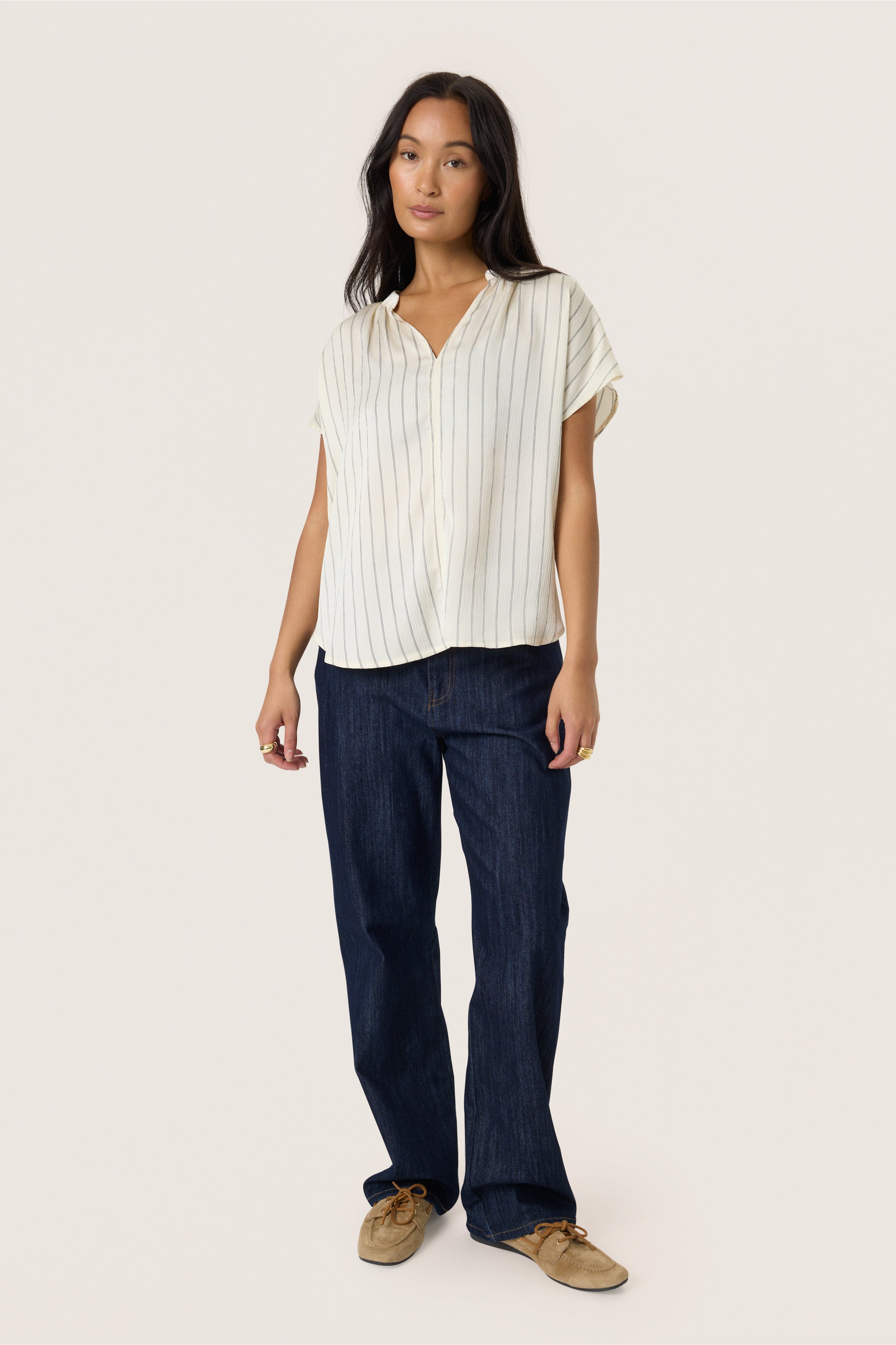 SLIoana Blus LOOKBOOK FRONT 30408705-303524