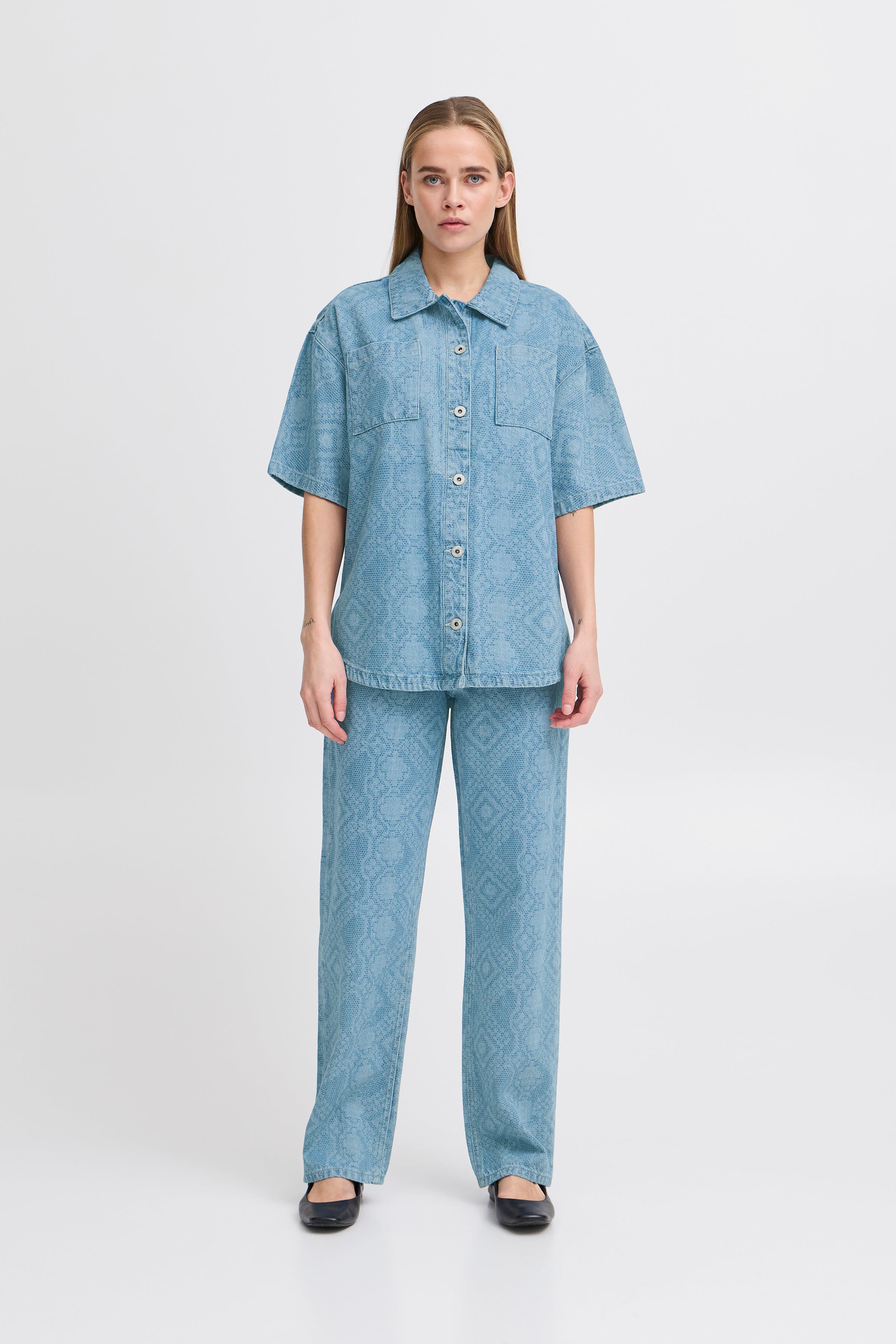 IHAMILIAS Denim skjorte LOOKBOOK FRONT 20122343-203984