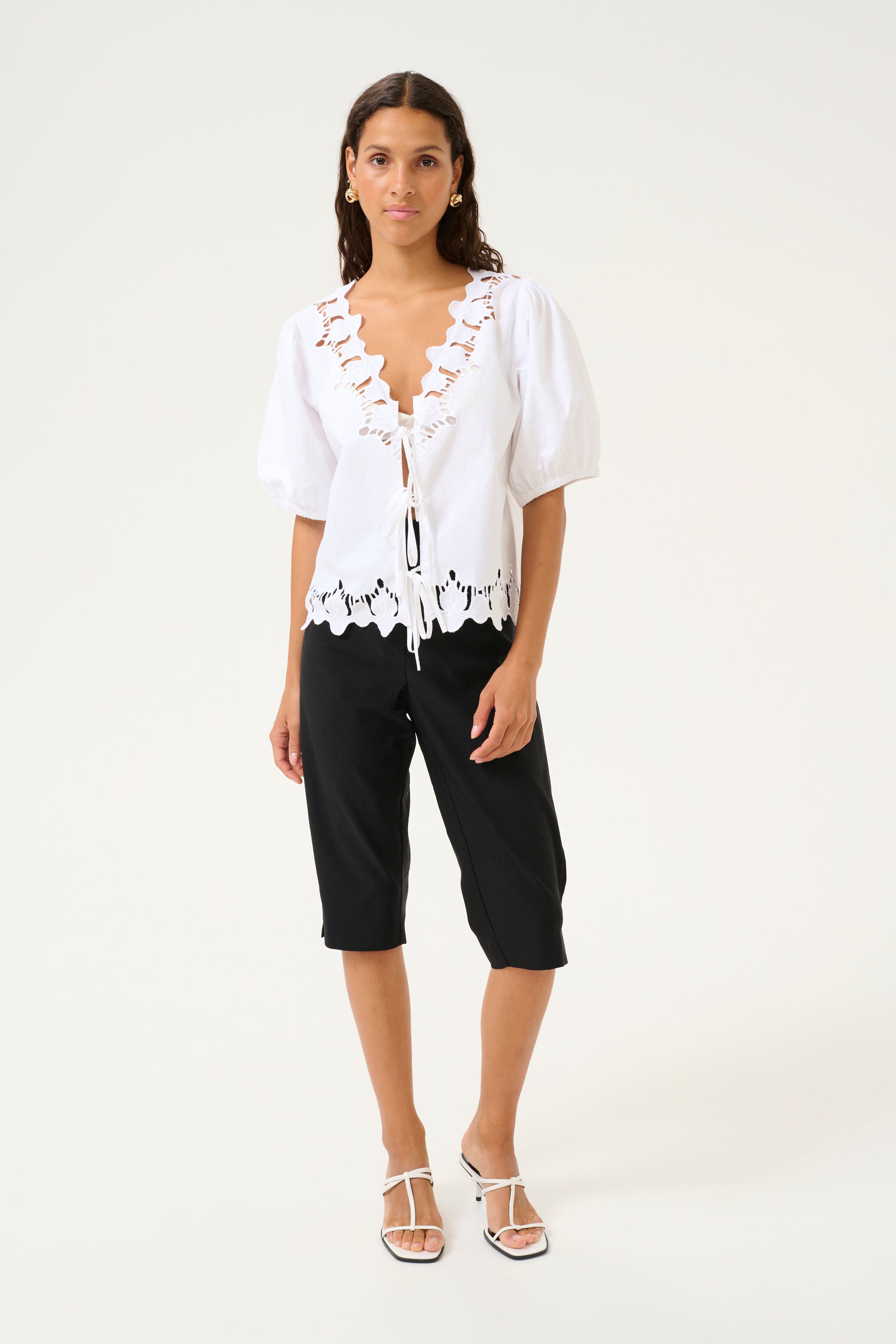 KBVictoria Lace blouse LOOKBOOK FRONT 10105455-110601