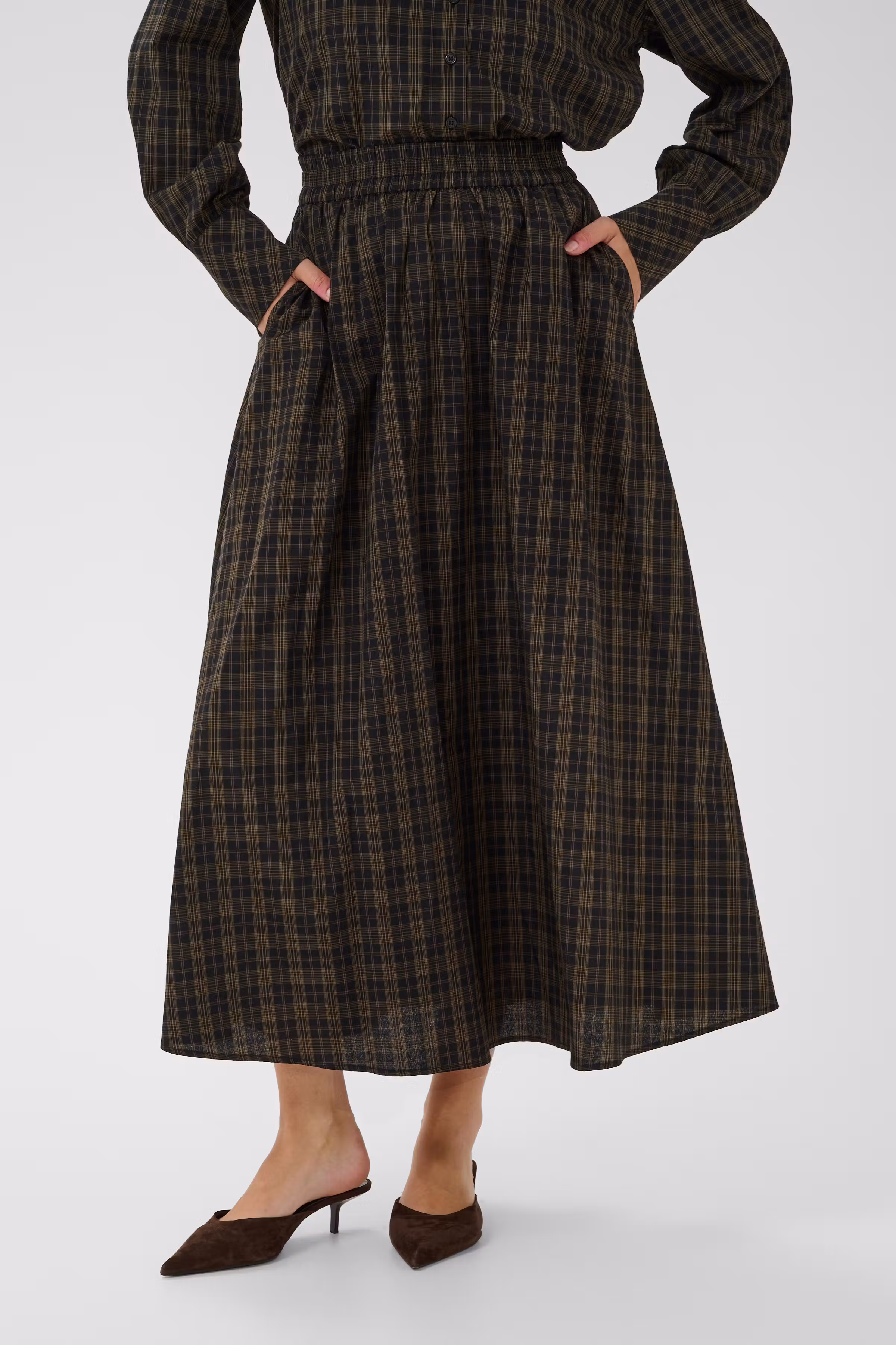 KAhelie Kjol LOOKBOOK FRONT 10512388-110078