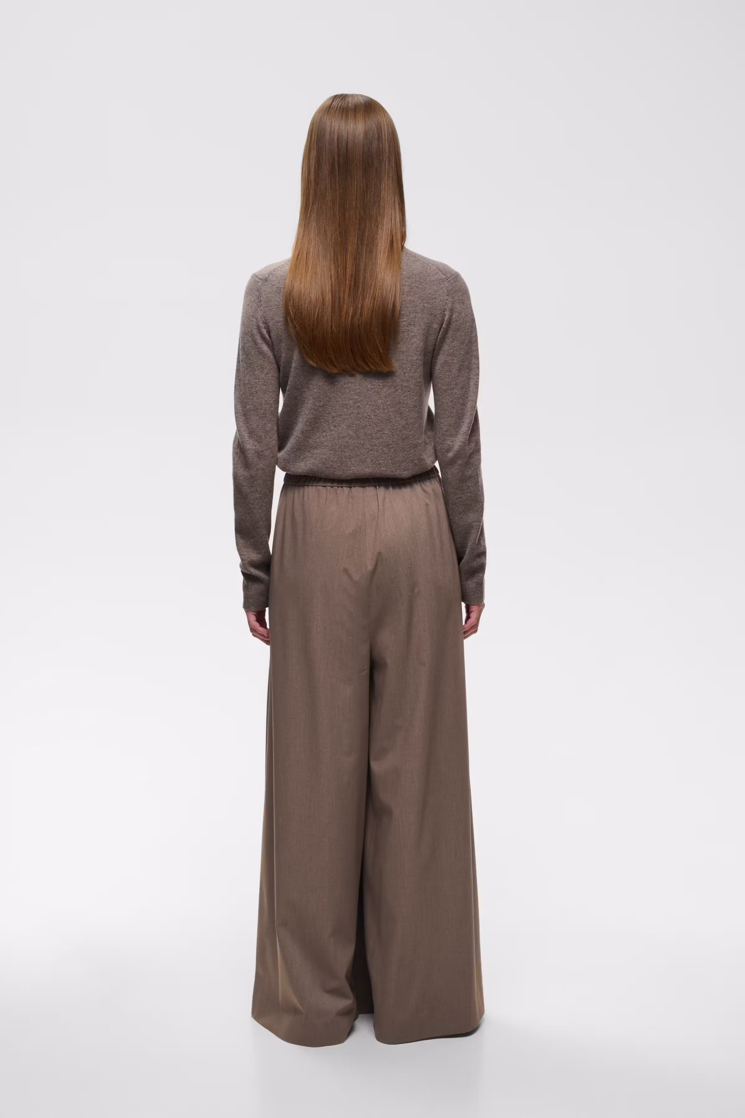 CLEOHIW Hose LOOKBOOK BACK 30112880-1911091