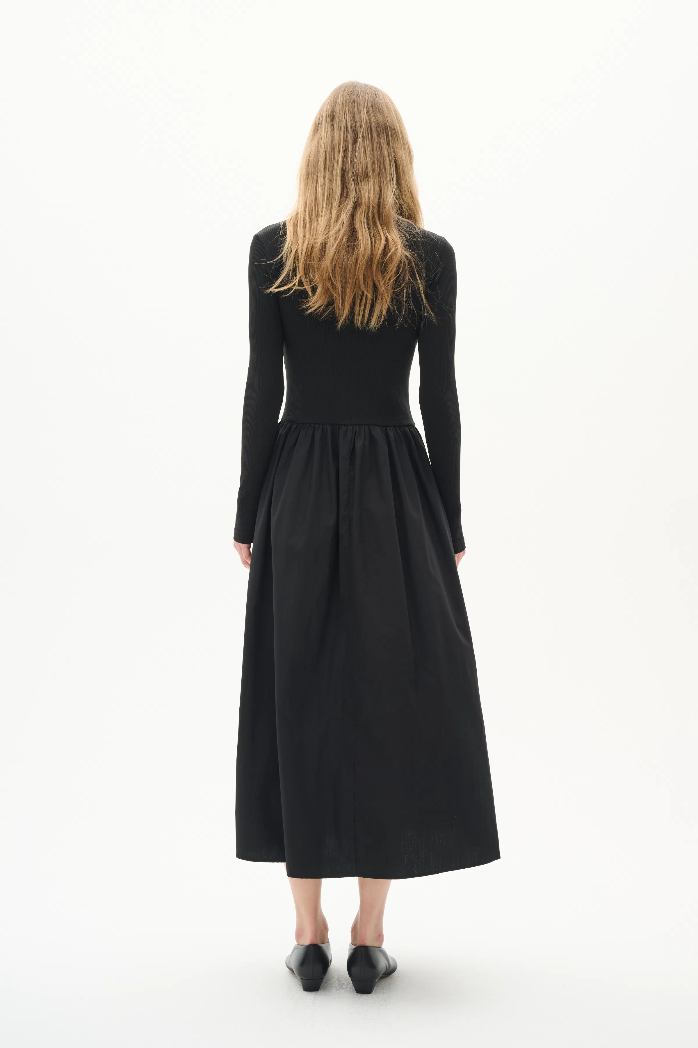 FaileeIW Kjole LOOKBOOK BACK 30110305-194008