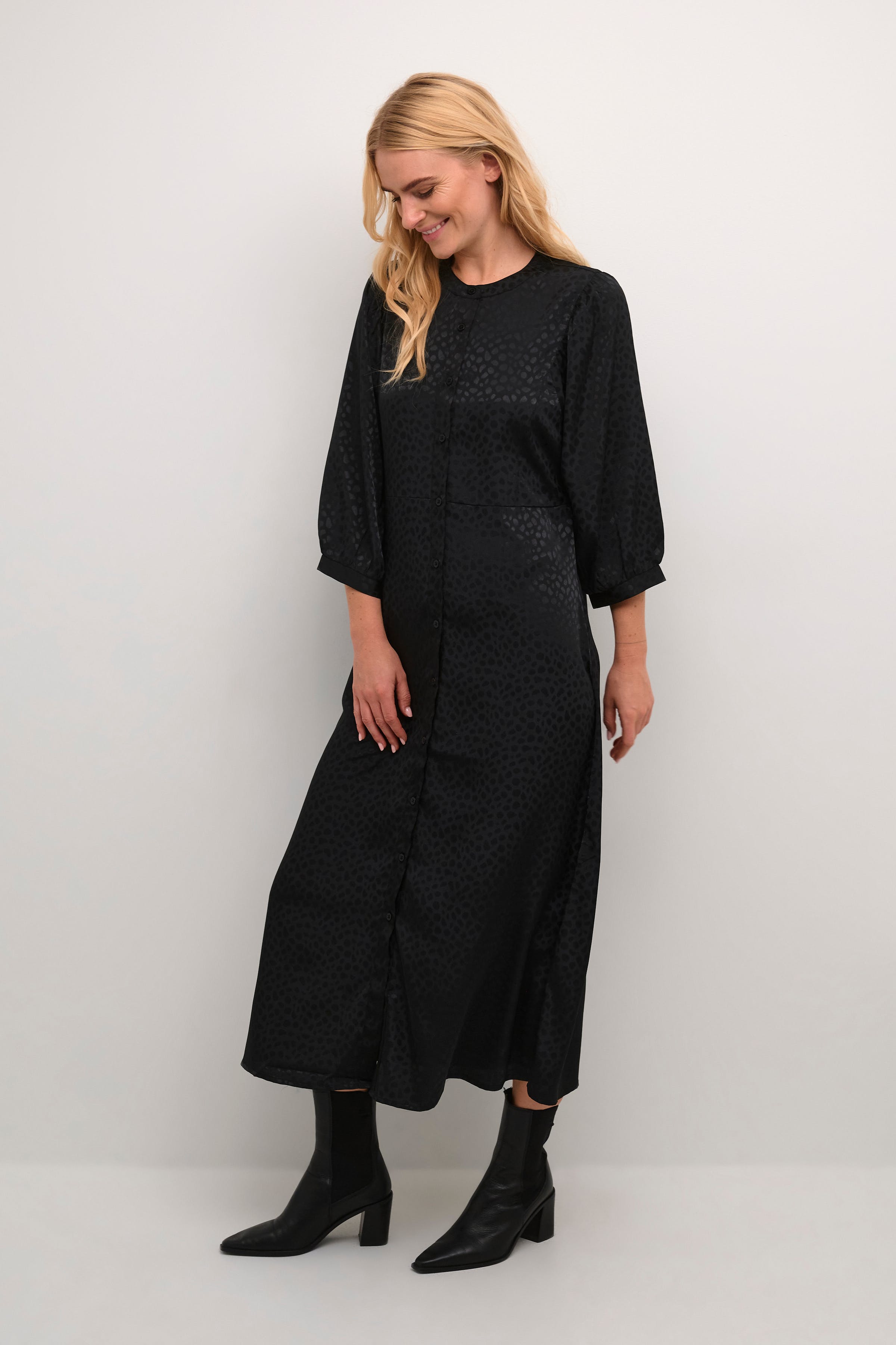 BPcornelia Kleid LOOKBOOK FRONT 10590587-100121B