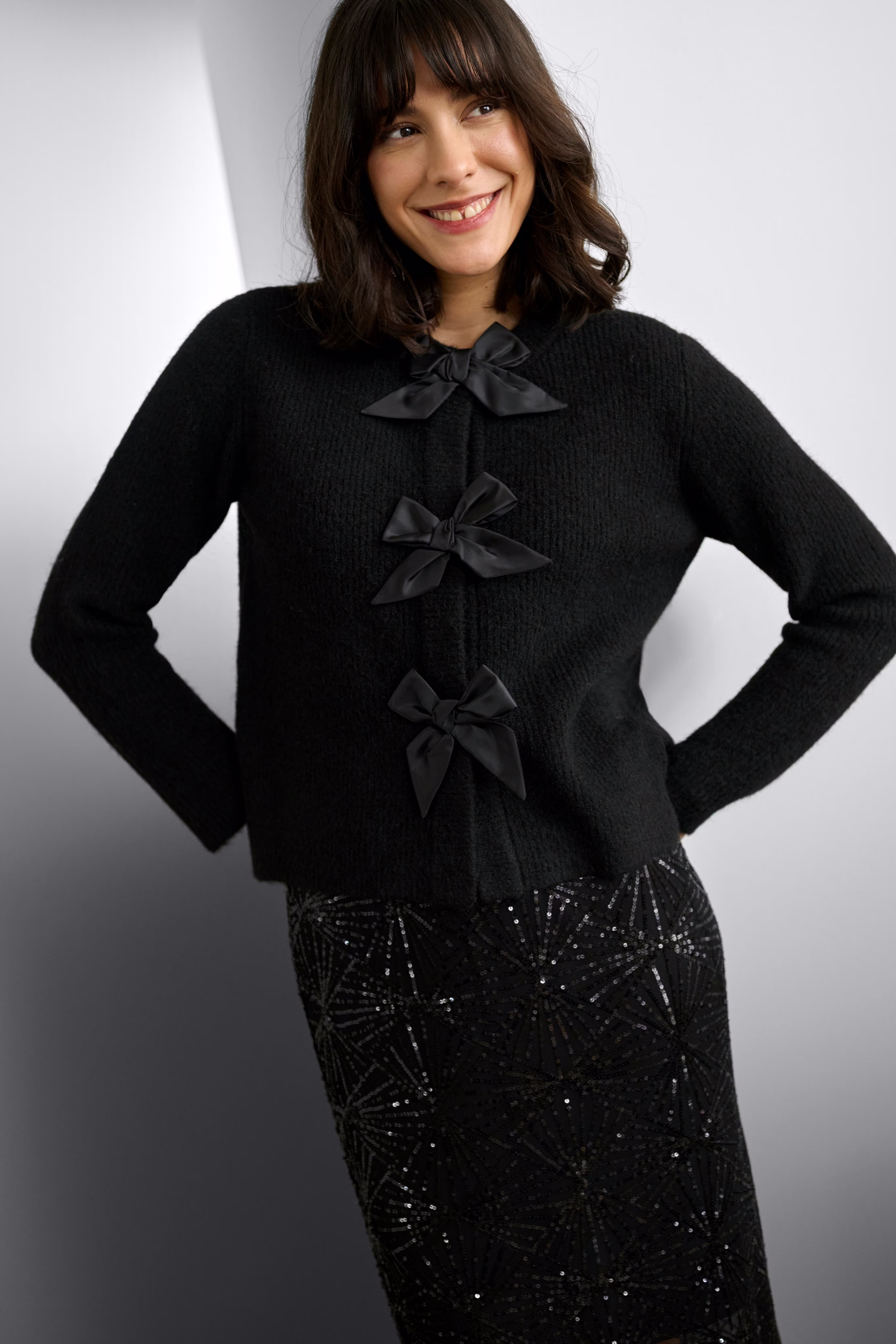 KAmay Cardigan LOCATION NONE 10510984-100121