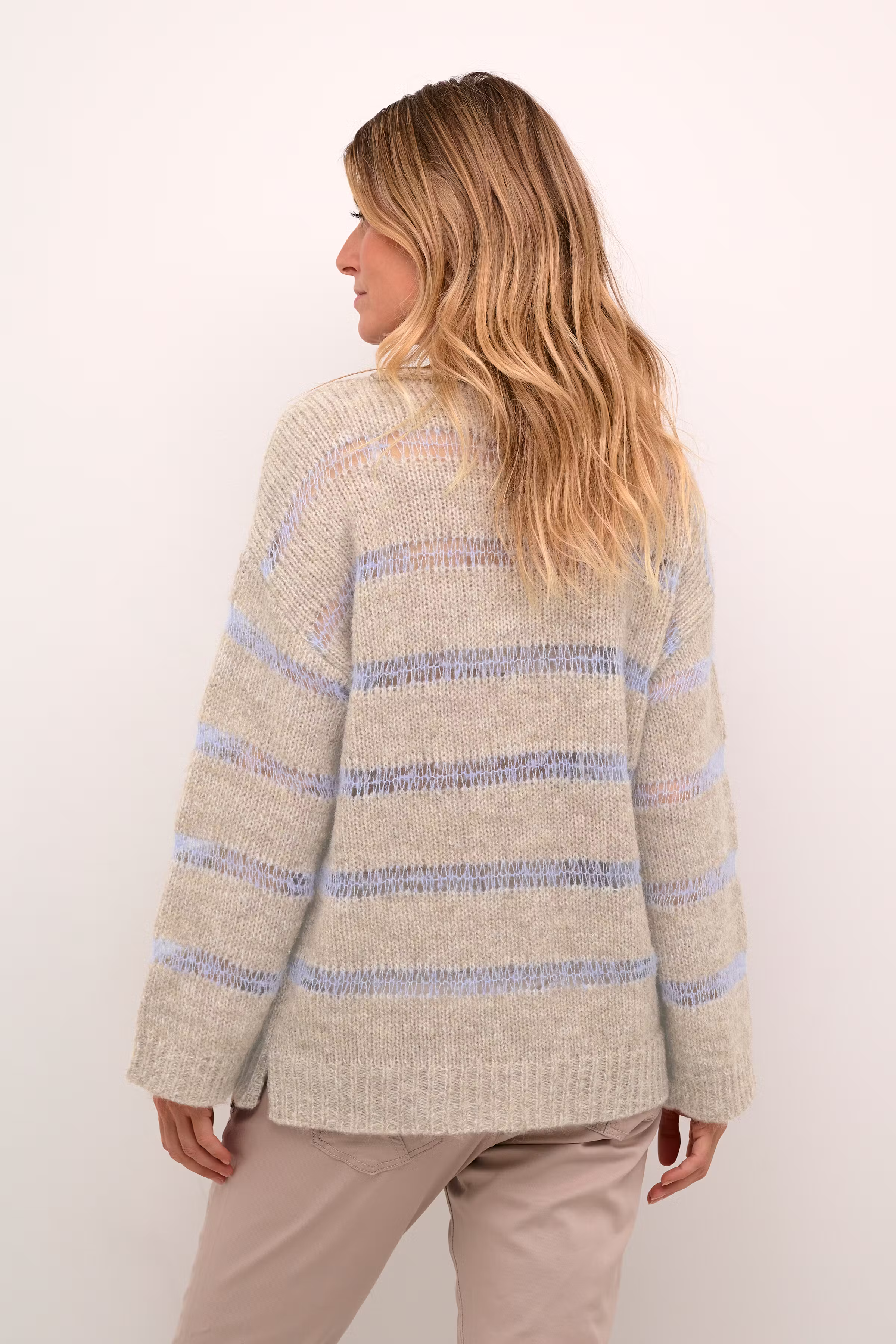 CRJadie Pullover LOOKBOOK BACK 10613184-106982