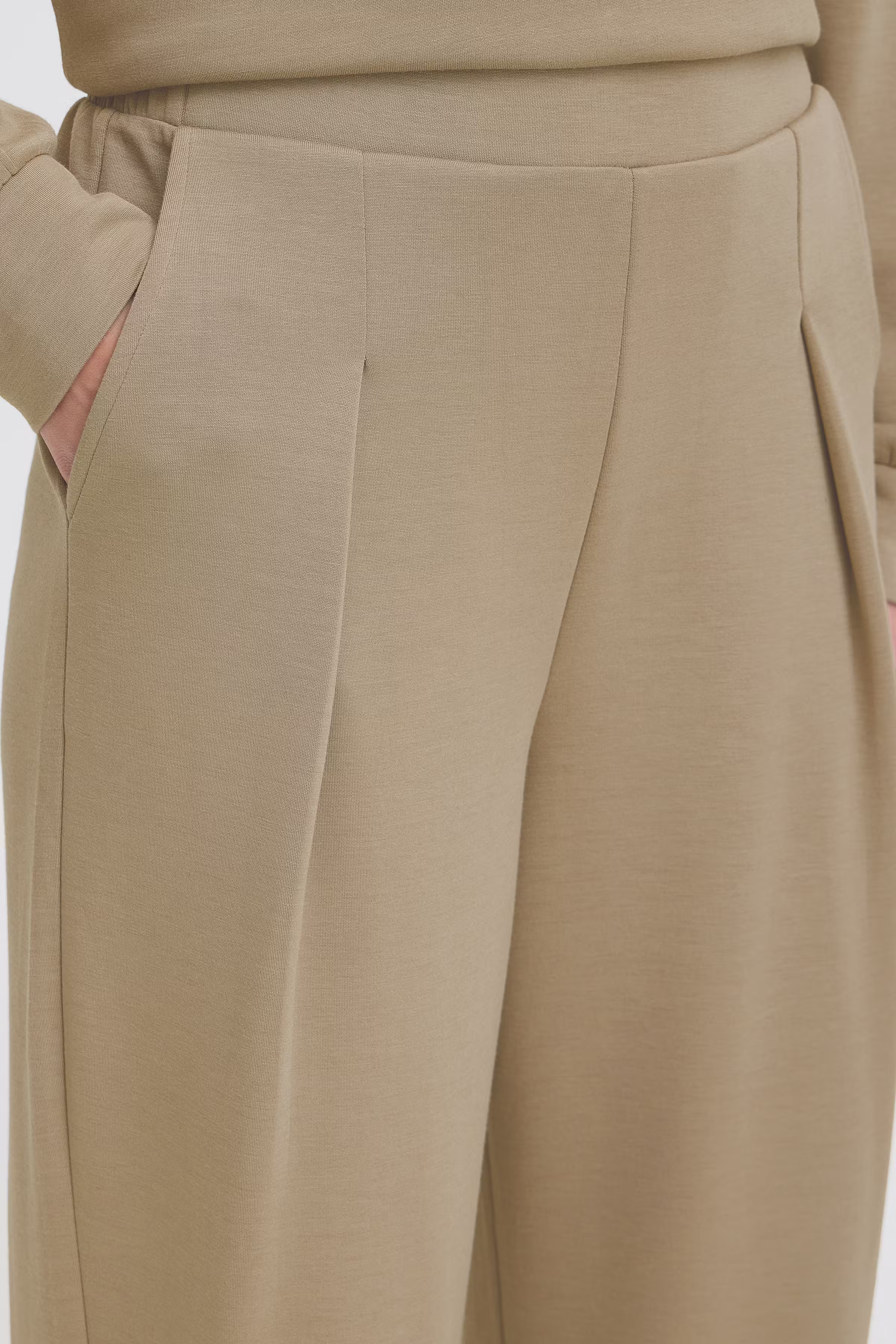 FRAURORA Broek LOOKBOOK DETAIL 20618034-170619