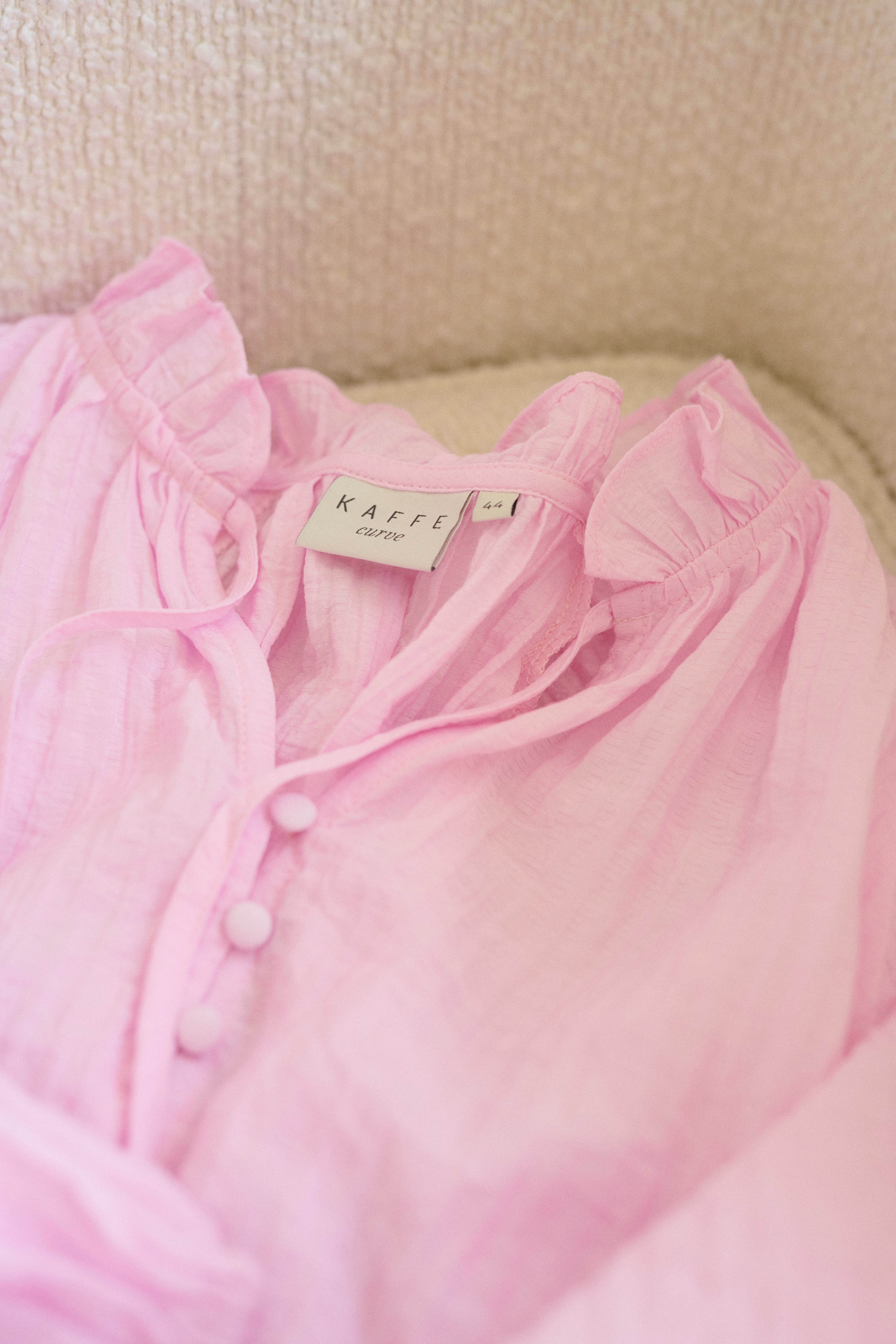 KClinna Blouse LOCATION NONE 10582870-133405