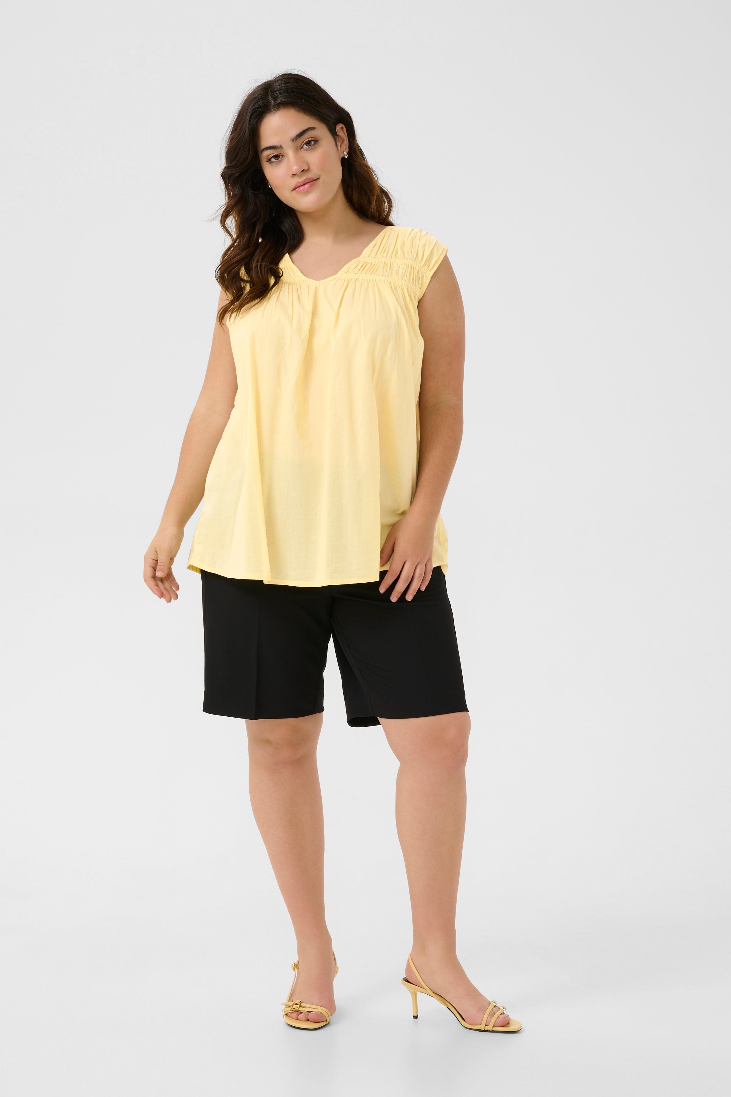 KCthia Blouse LOOKBOOK FRONT 10583213-130922