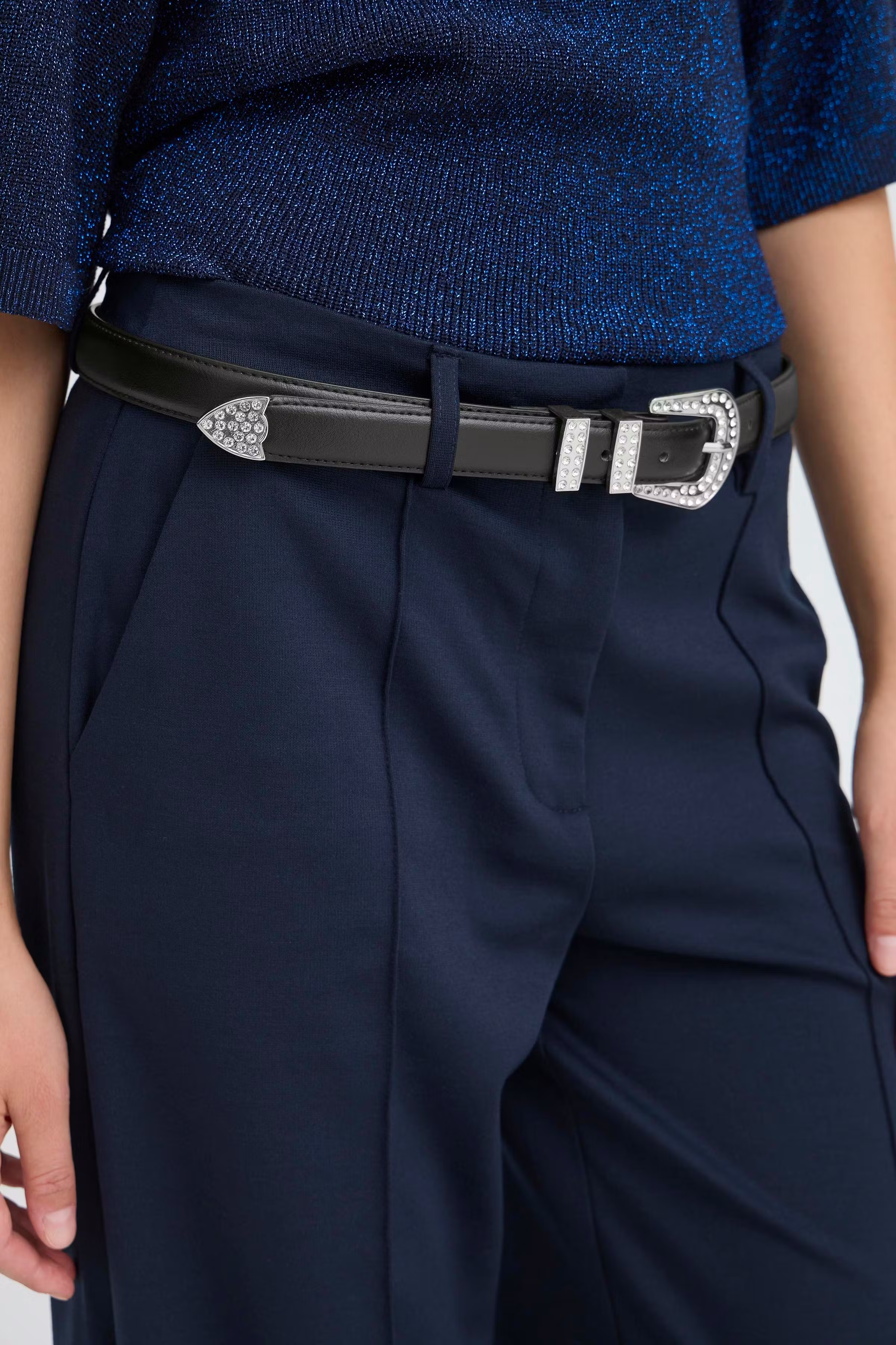 IABONNIE Belt LOOKBOOK FRONT 20125057-194008