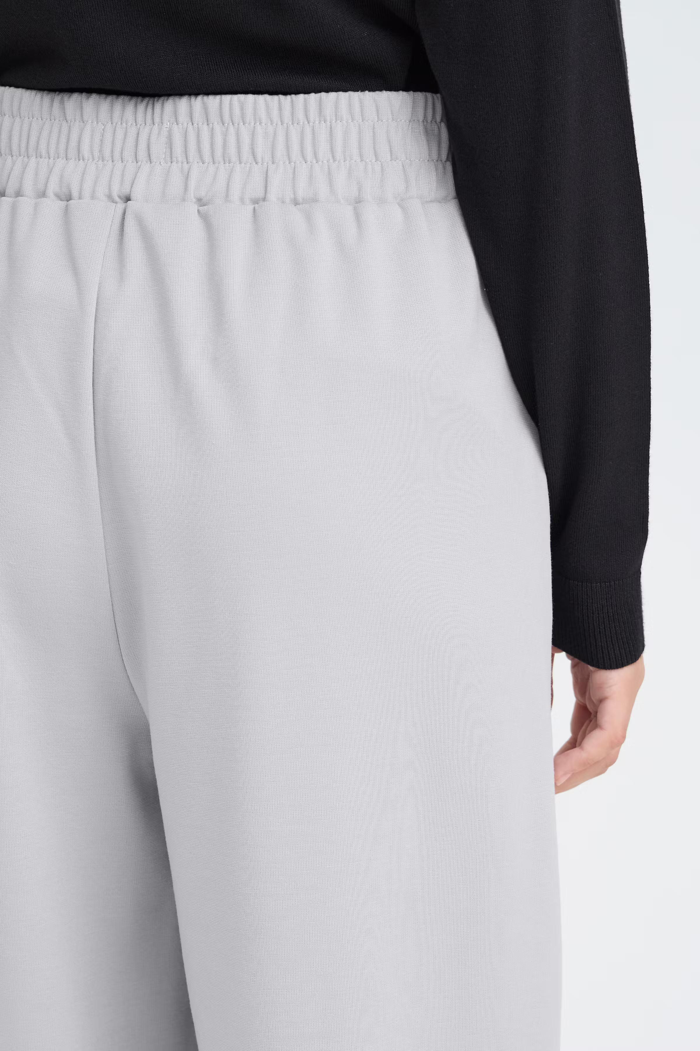 IXKATE BARREL Broek LOOKBOOK DETAIL 20123727-163916