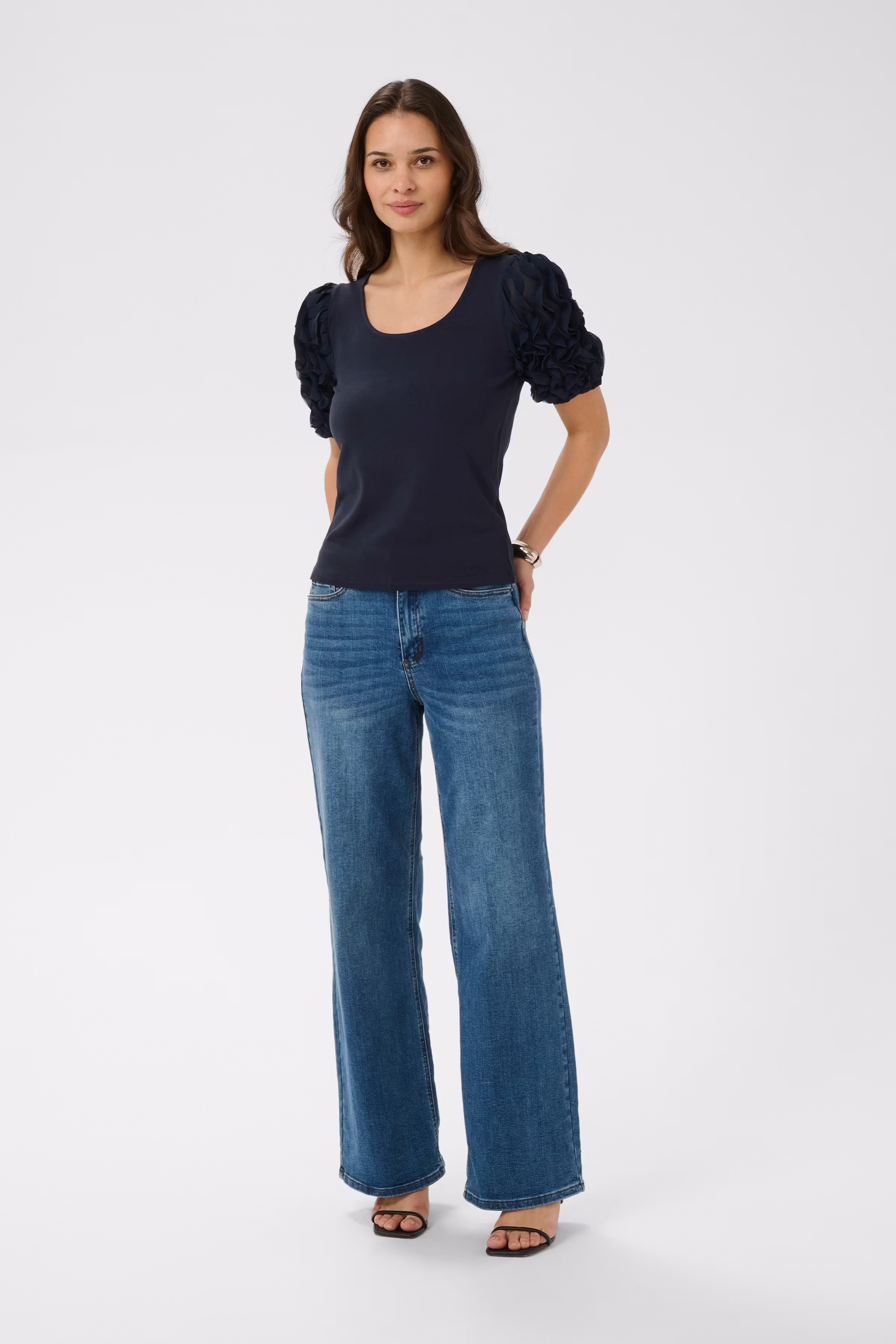 KAlindsay T-shirt LOOKBOOK FRONT 10511582-194020