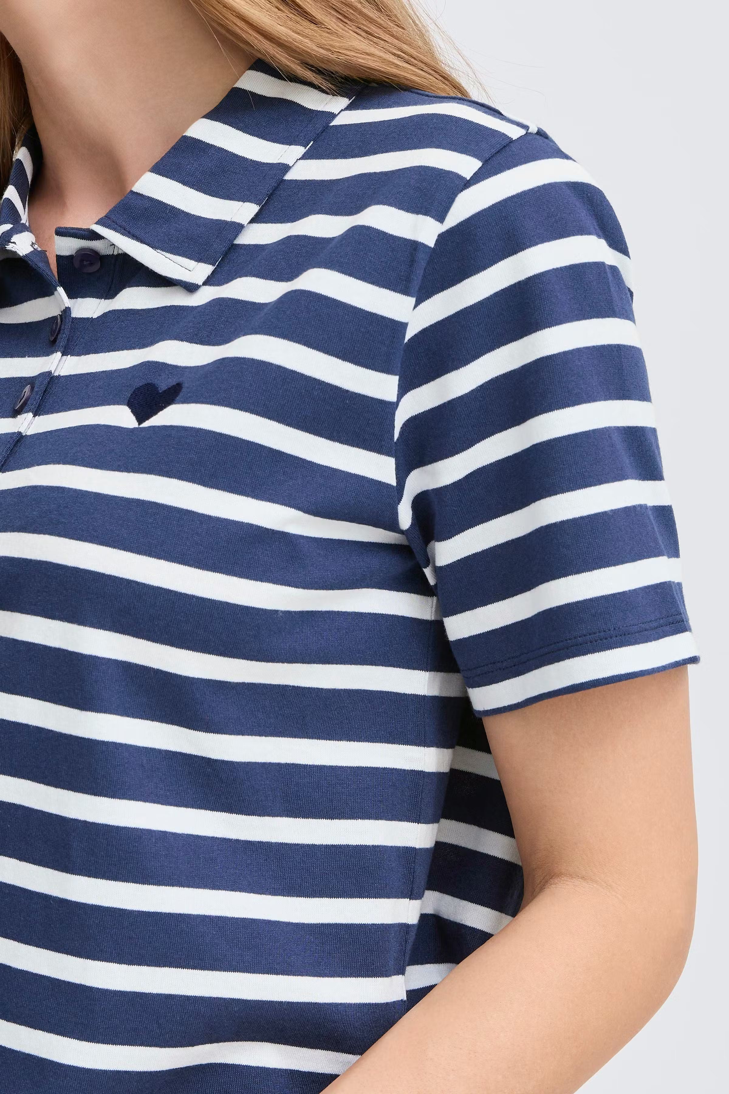 FRSAMMA Poloshirt LOOKBOOK DETAIL 20615794-200119