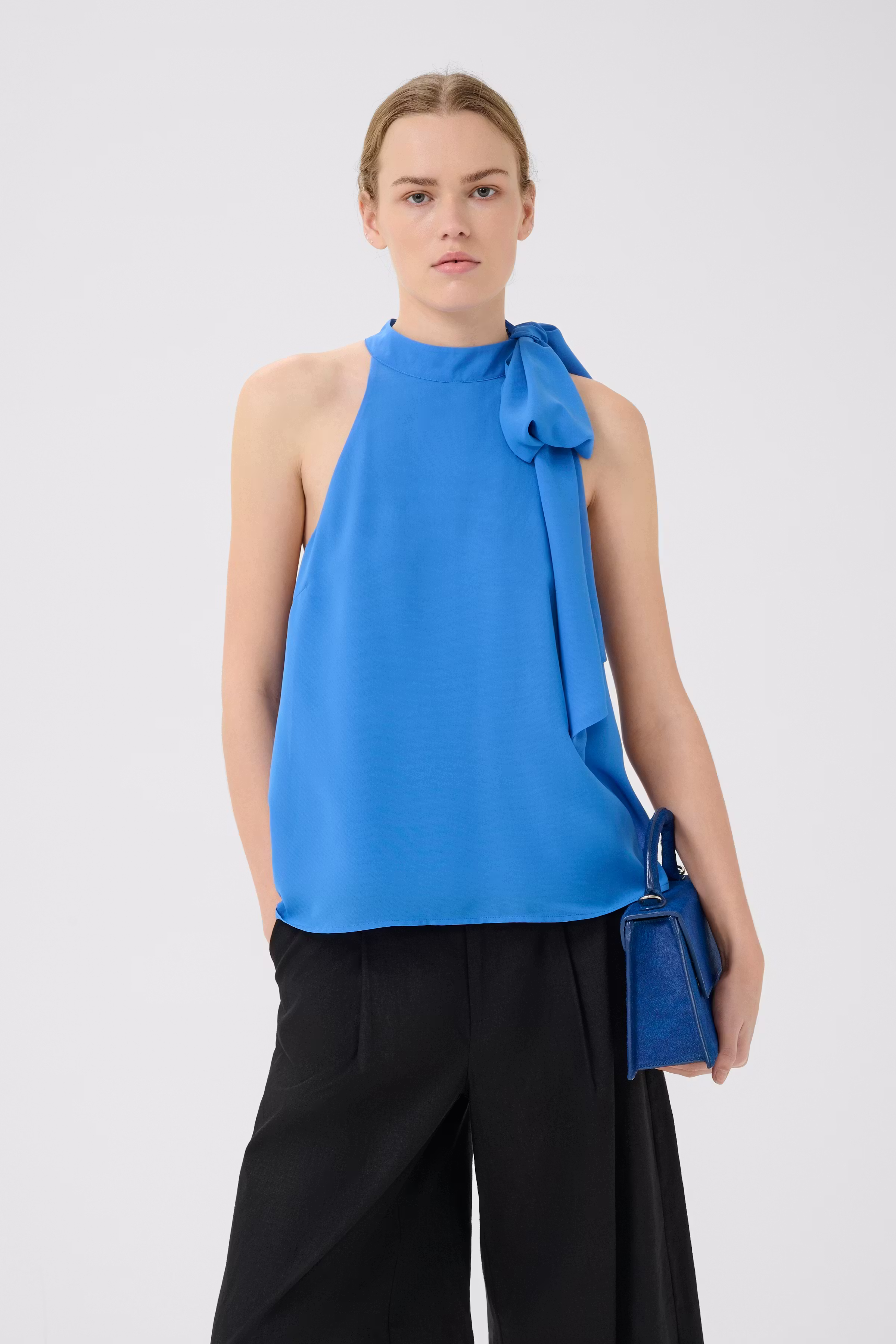 GZsanka Top LOOKBOOK FRONT 10910522-184043