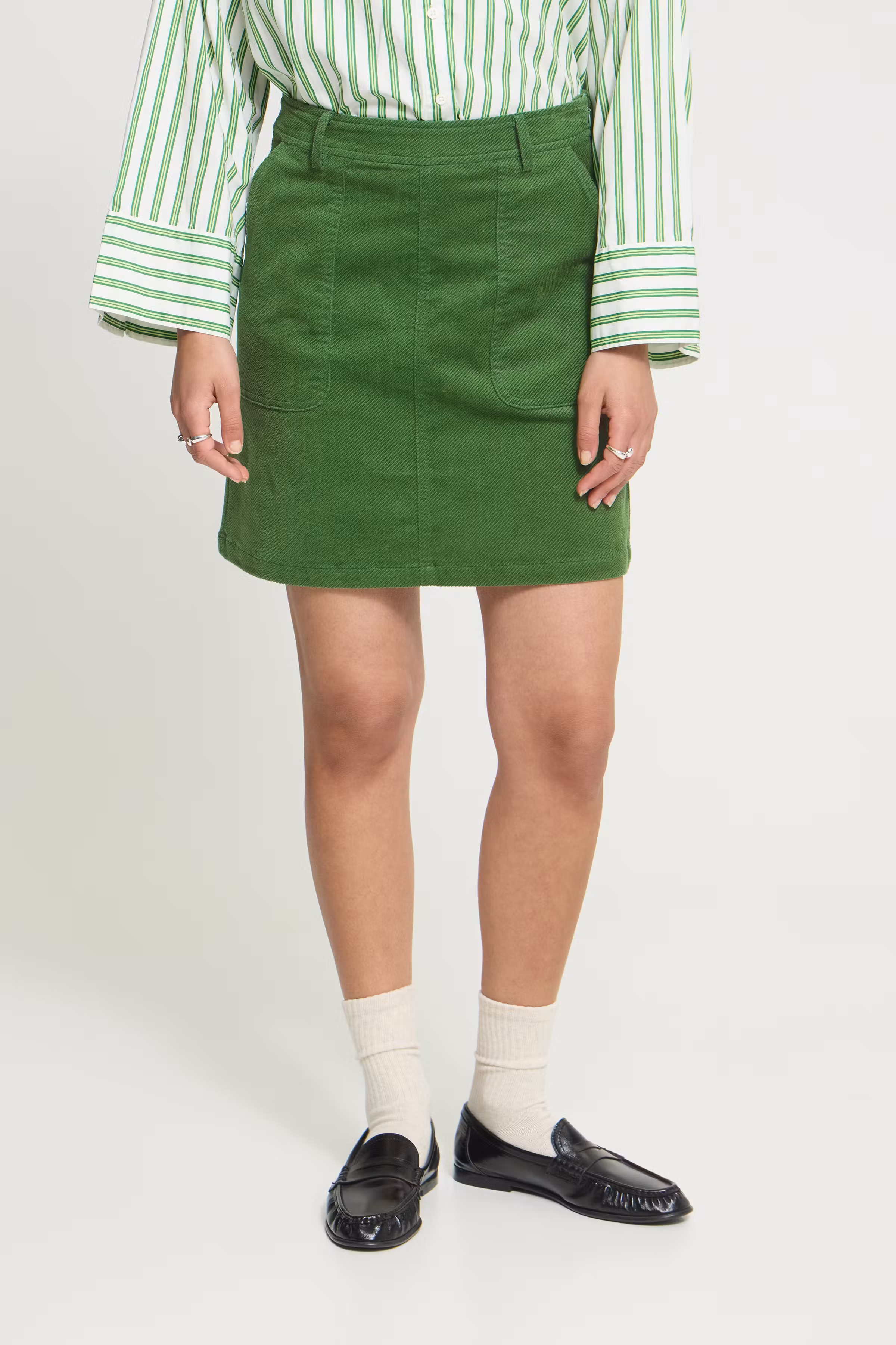 IHFECOVA skirt LOOKBOOK FRONT 20126277-186320