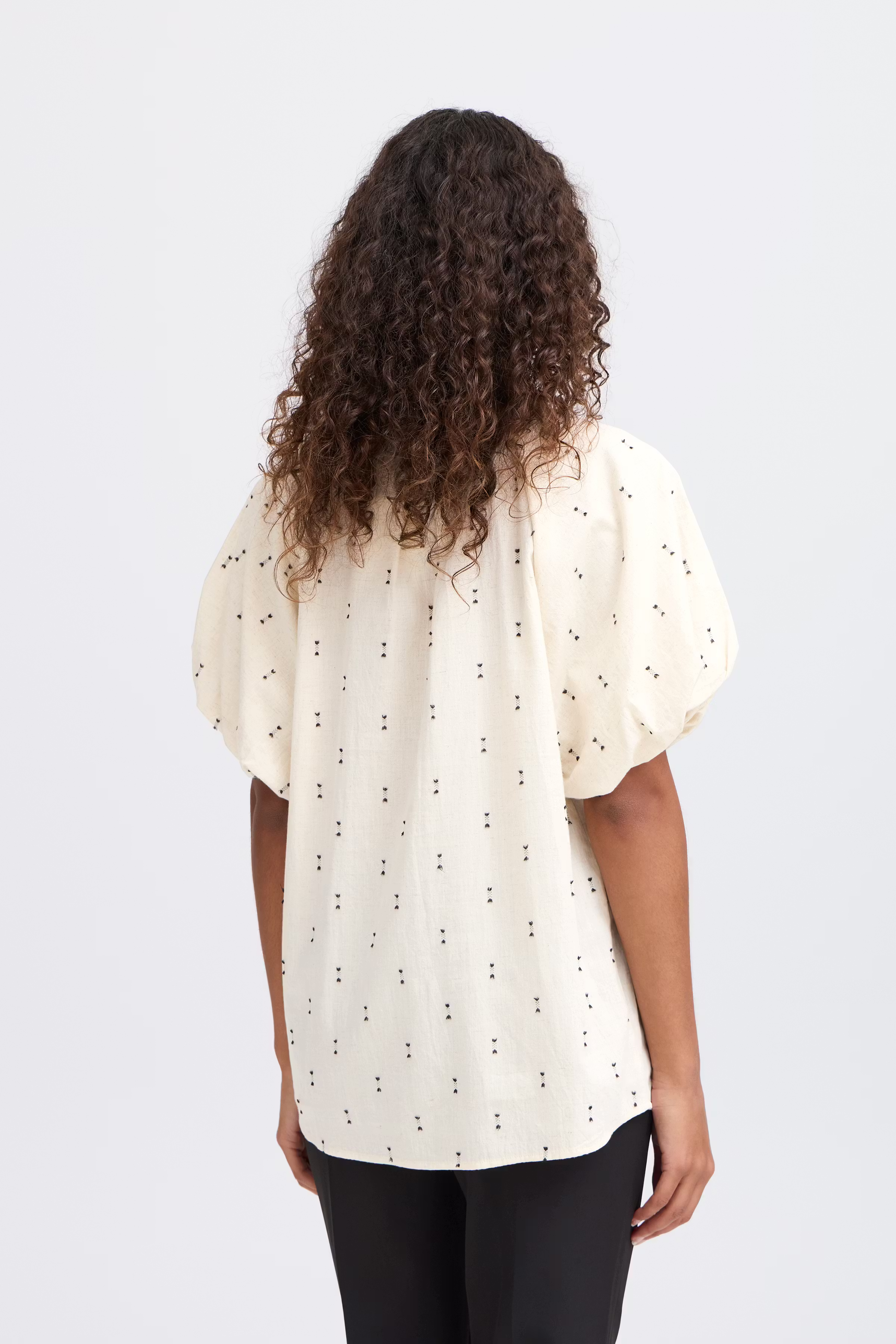 IHHIMALO Kurzarmhemd LOOKBOOK BACK 20122353-1304011