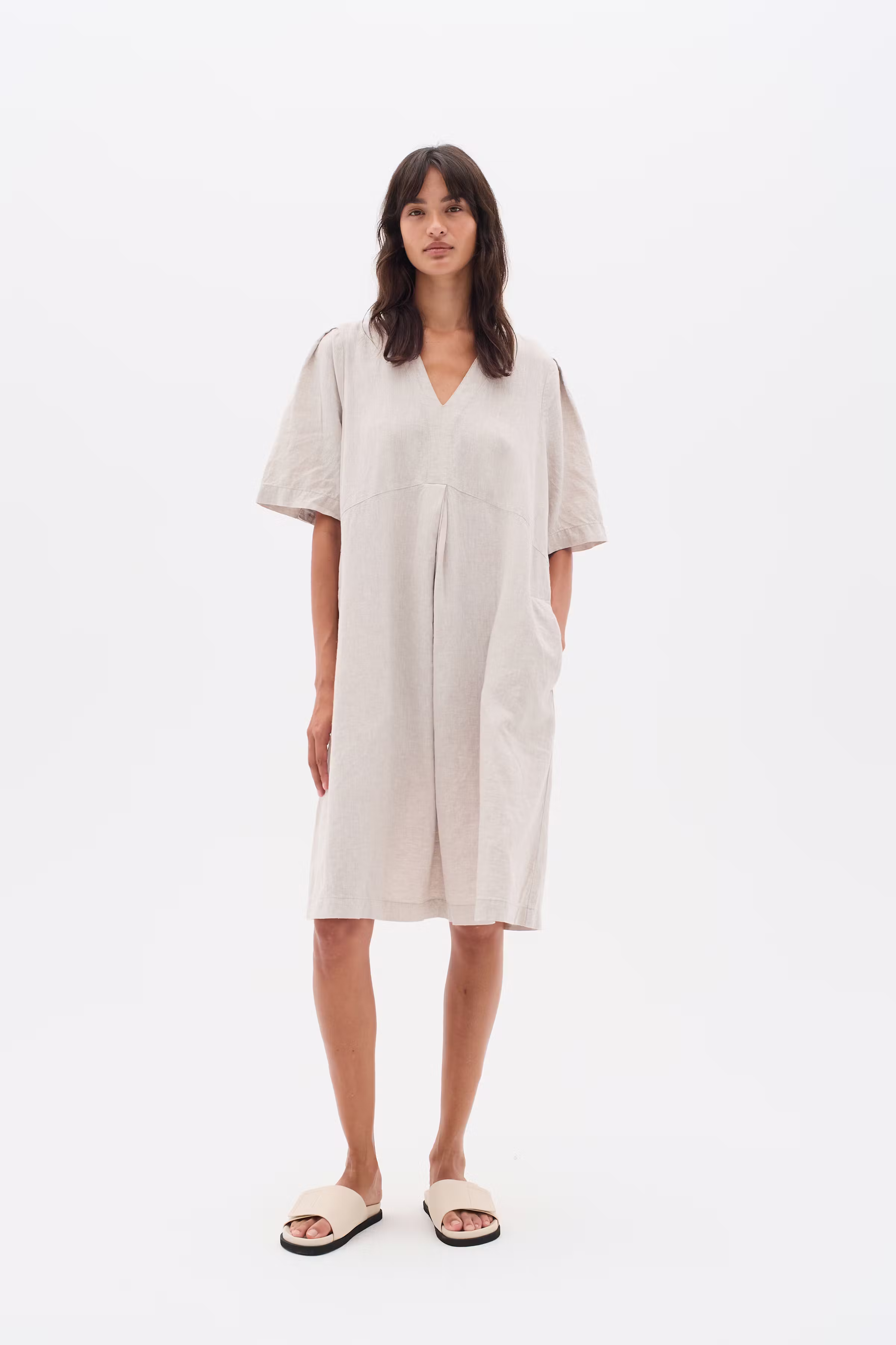 RimoneIW Linen Dress LOOKBOOK FRONT 30110365-1304031