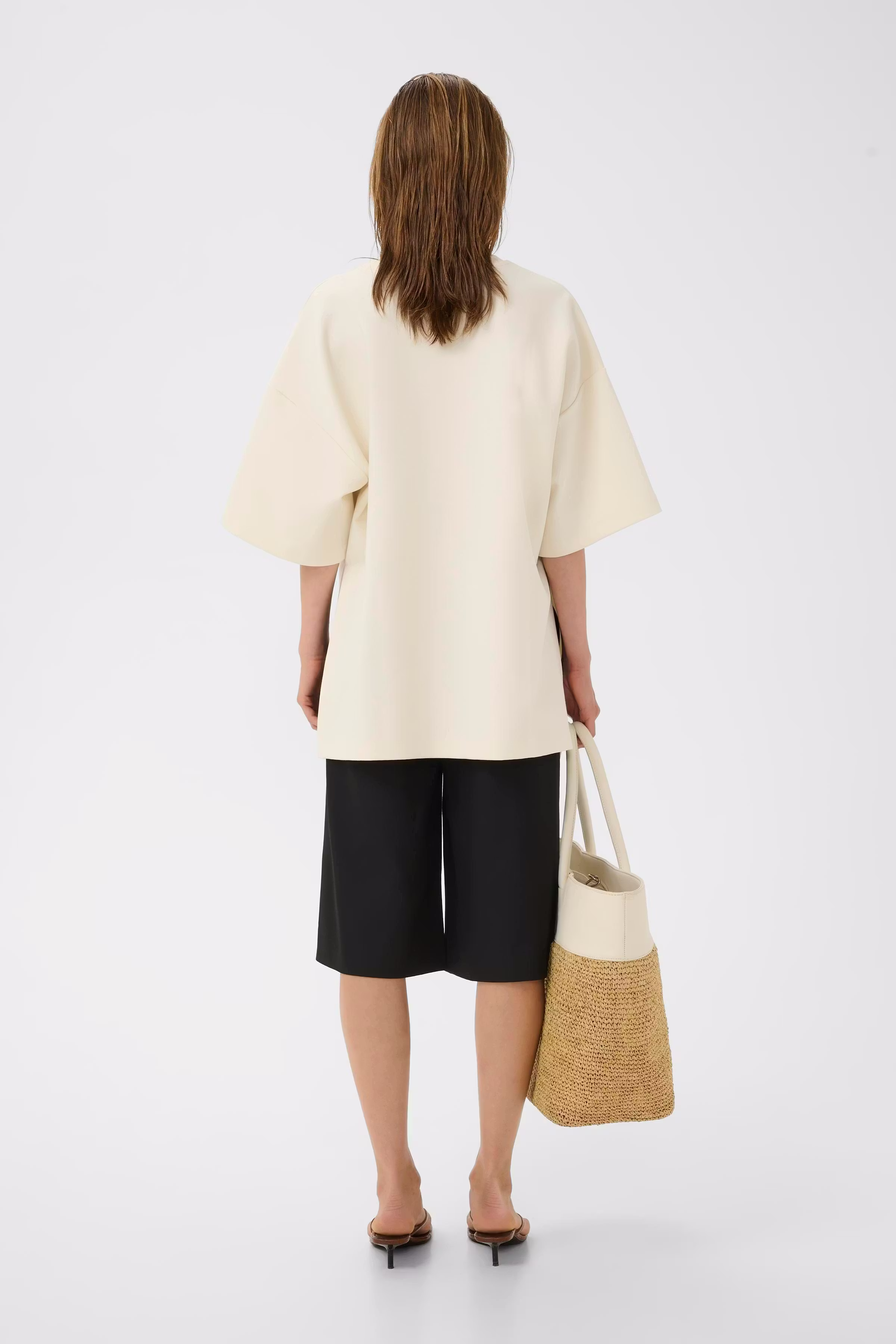 GZamina T-shirt LOOKBOOK BACK 10911231-130905