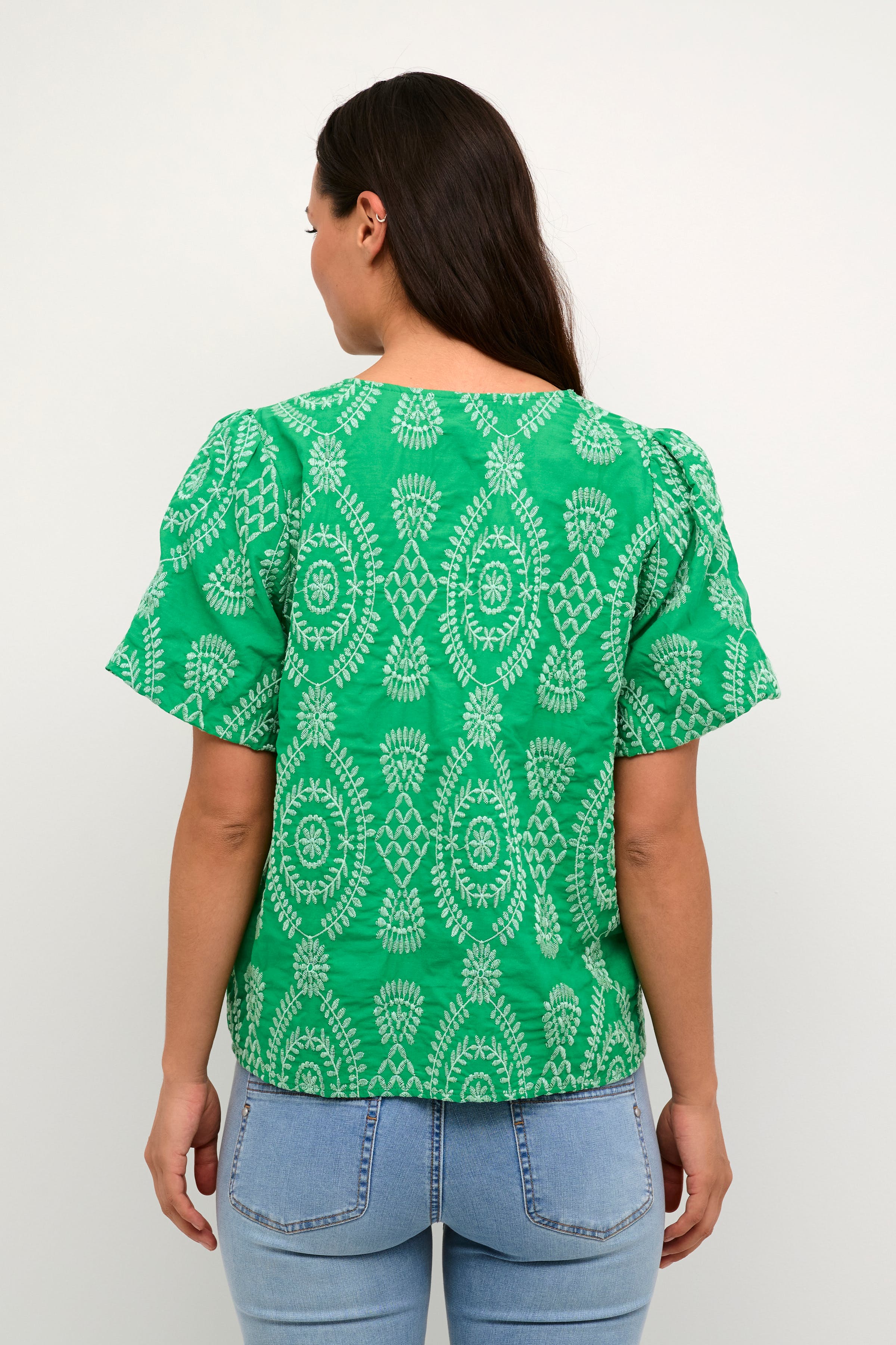 CUtia Blouse LOOKBOOK BACK 50108523-165932