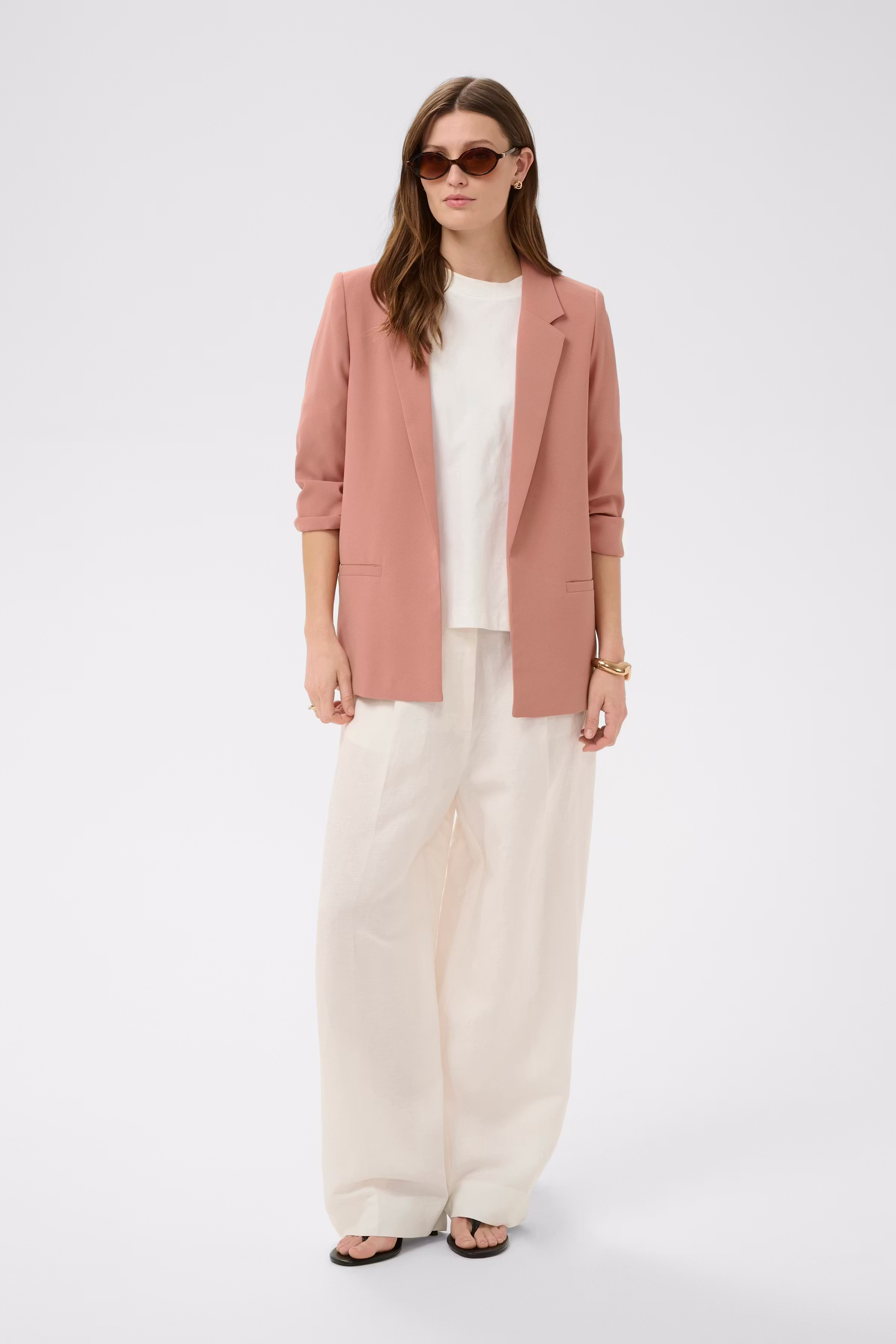 SLShirley Blazer LOOKBOOK FRONT 30403608-171514