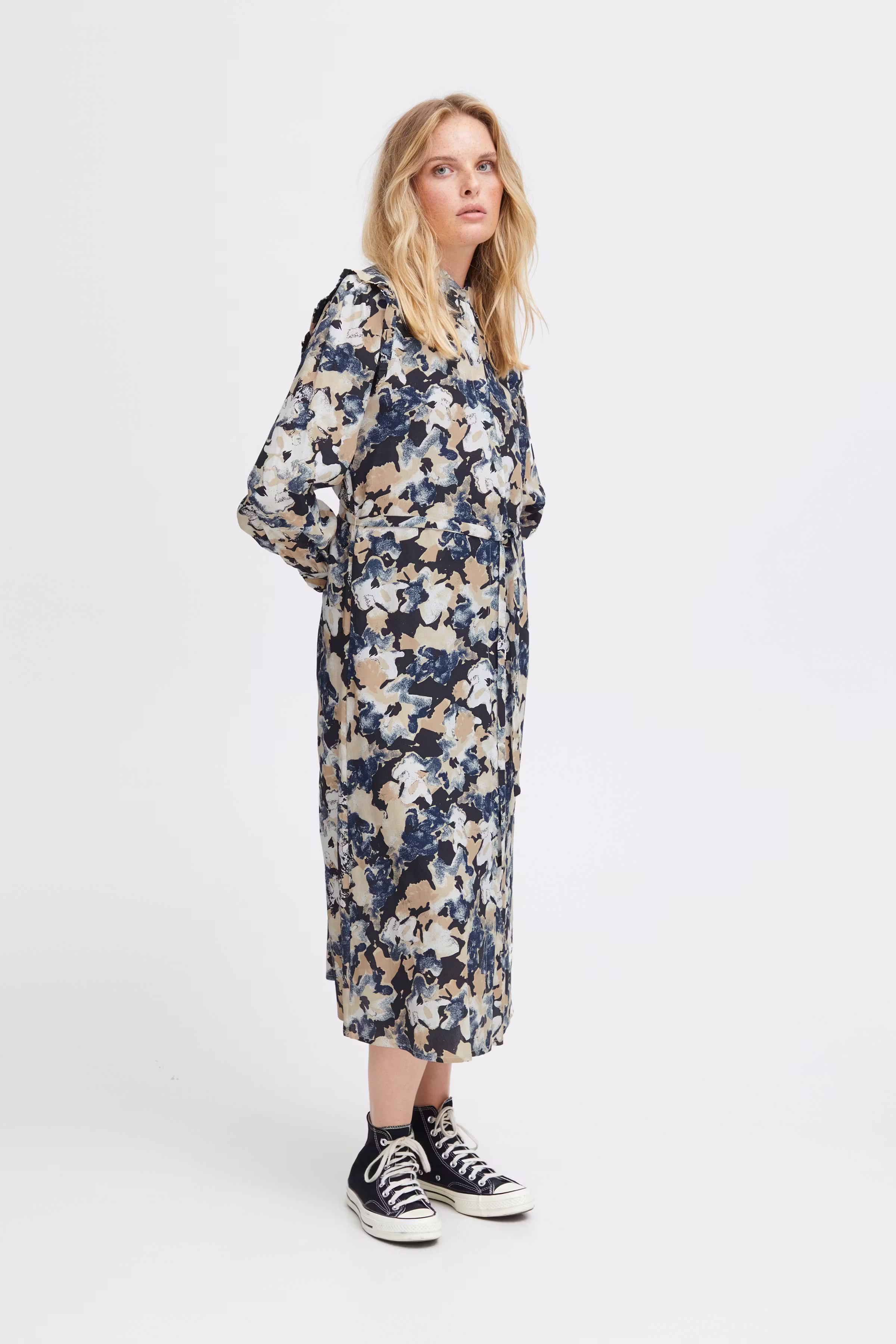 IHGANAVA Kleid LOOKBOOK FRONT 20120363-202749