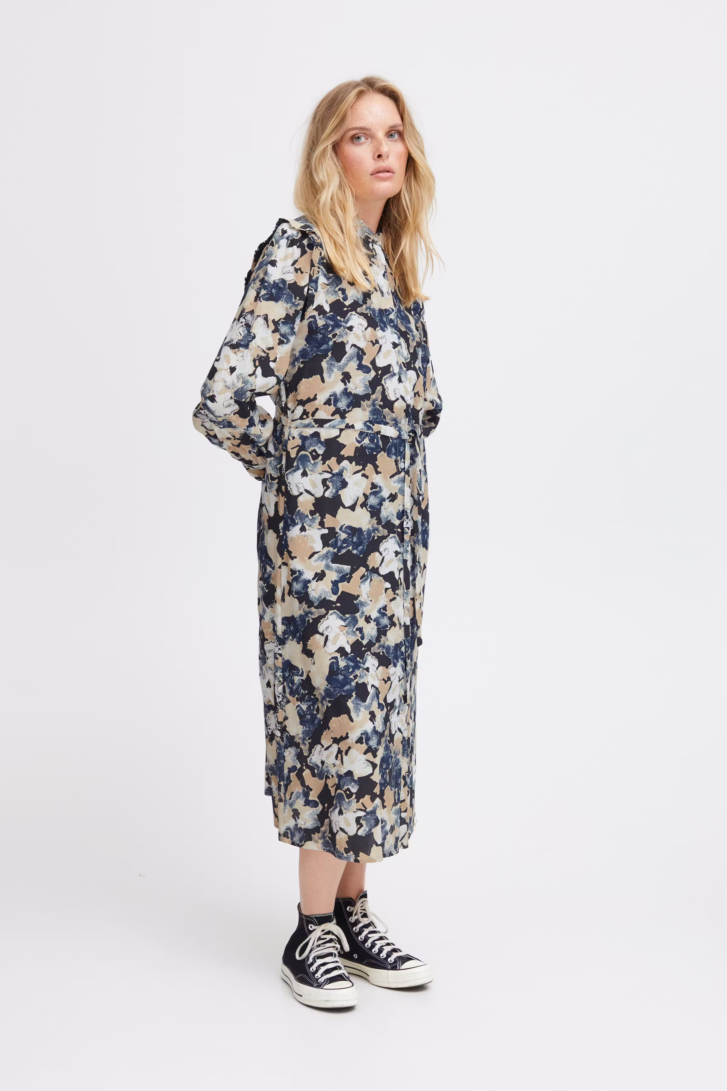 IHGANAVA Kleid LOOKBOOK FRONT 20120363-202749