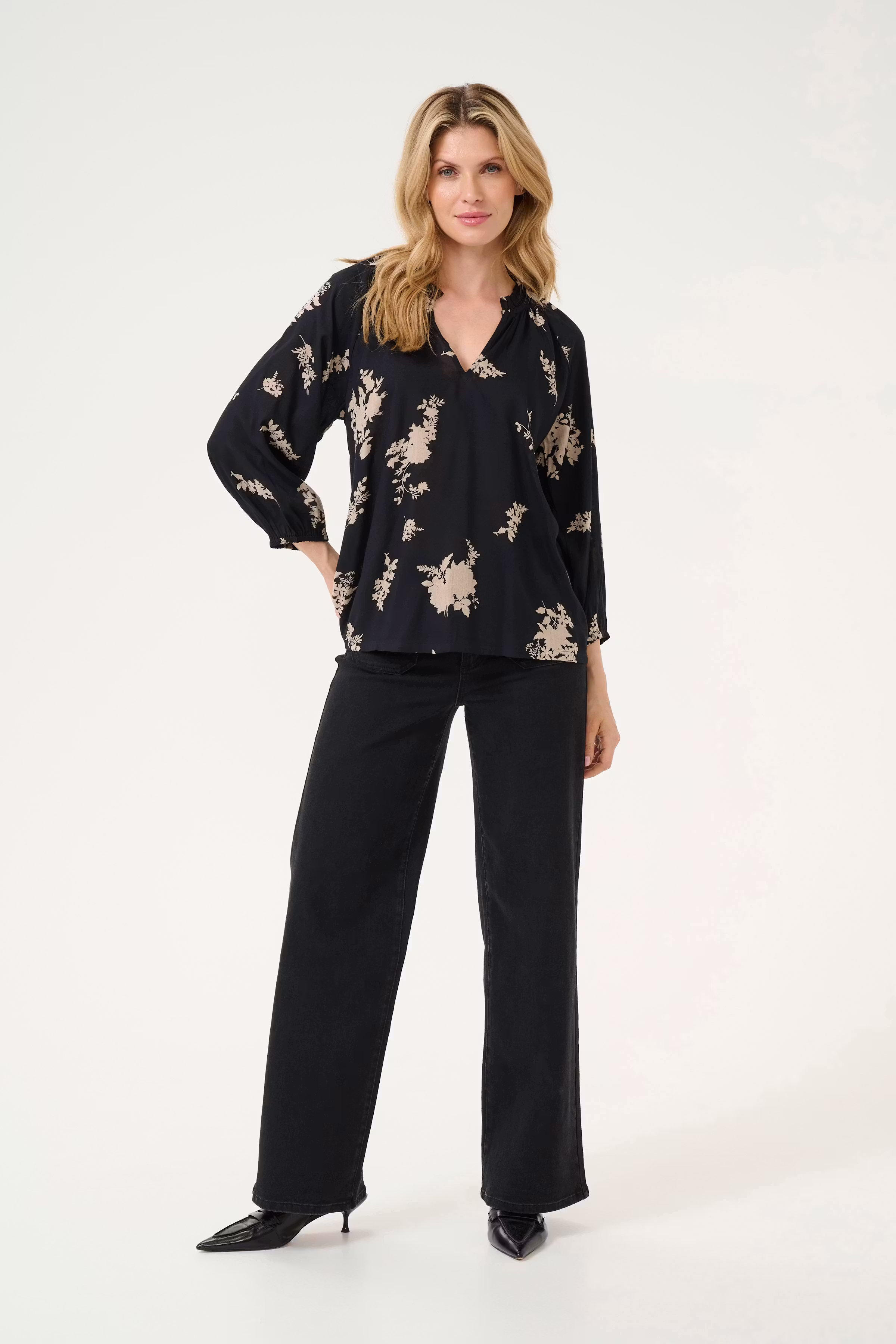 KAsigrid Bluse LOOKBOOK FRONT 10508756-106367