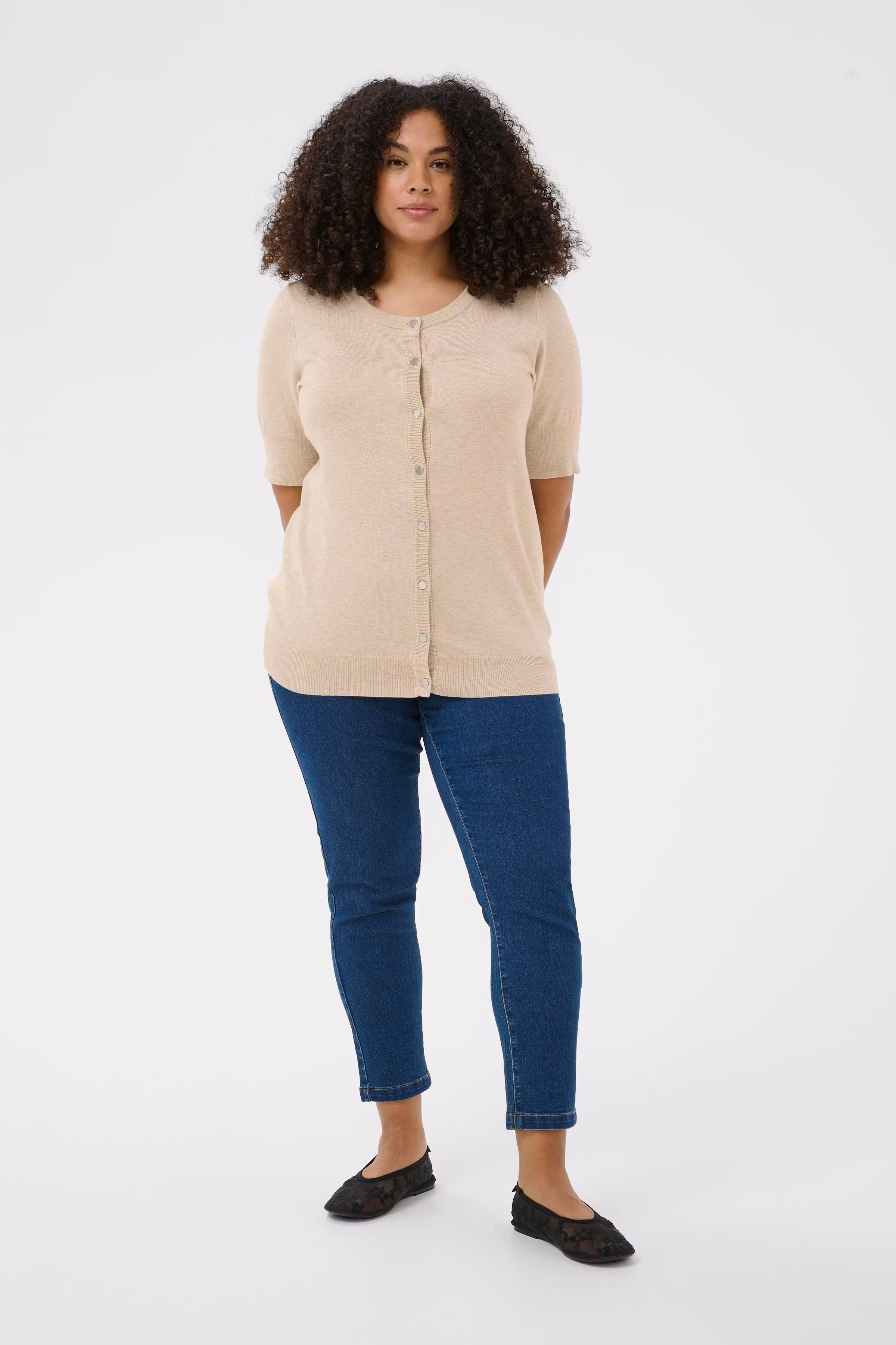 KClizzy Cardigan LOOKBOOK FRONT 10583105-1513051