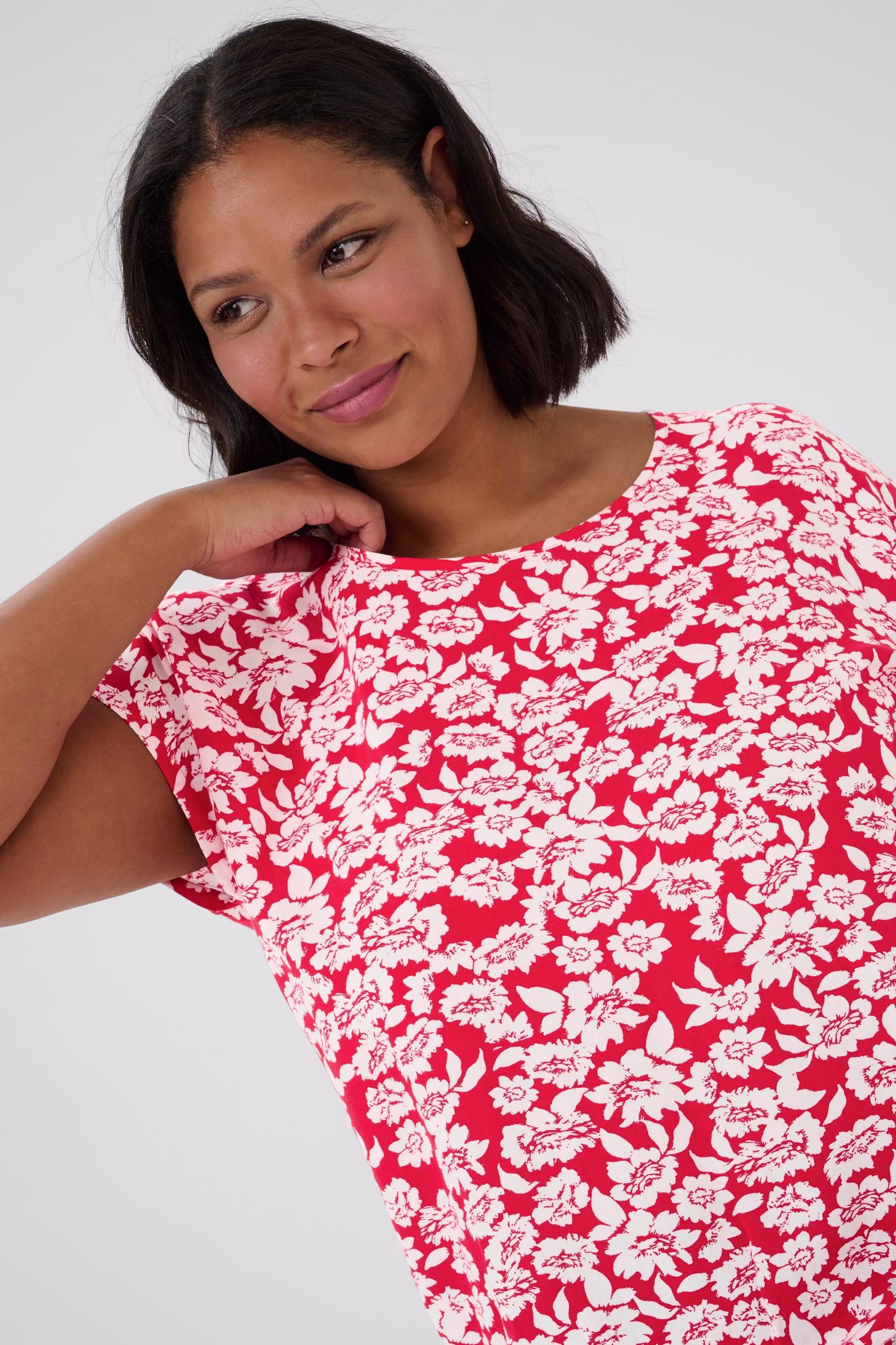 KCbella Bluse LOOKBOOK DETAIL 10582488-108555