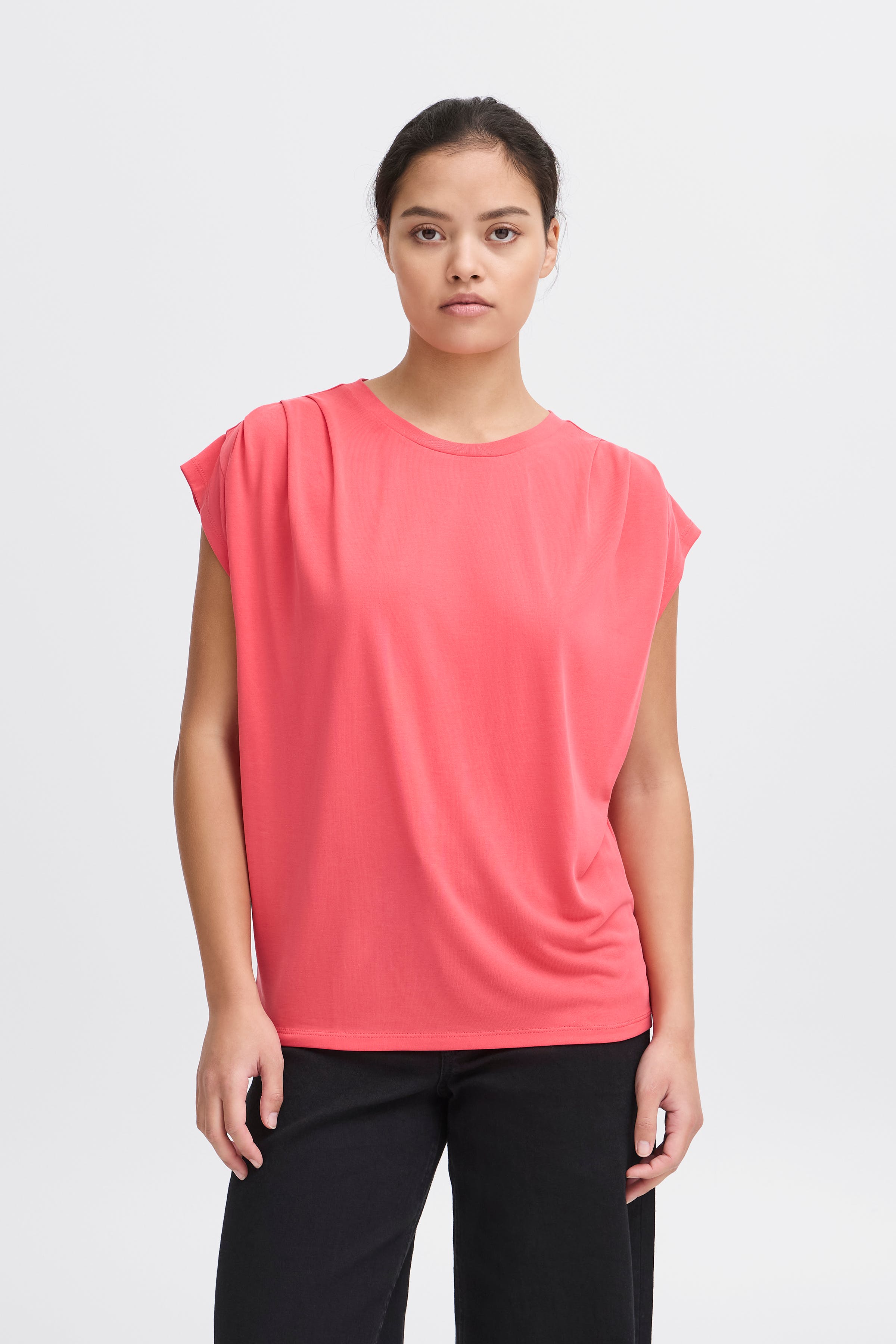 IHLISKEN Top LOOKBOOK FRONT 20114138-171753