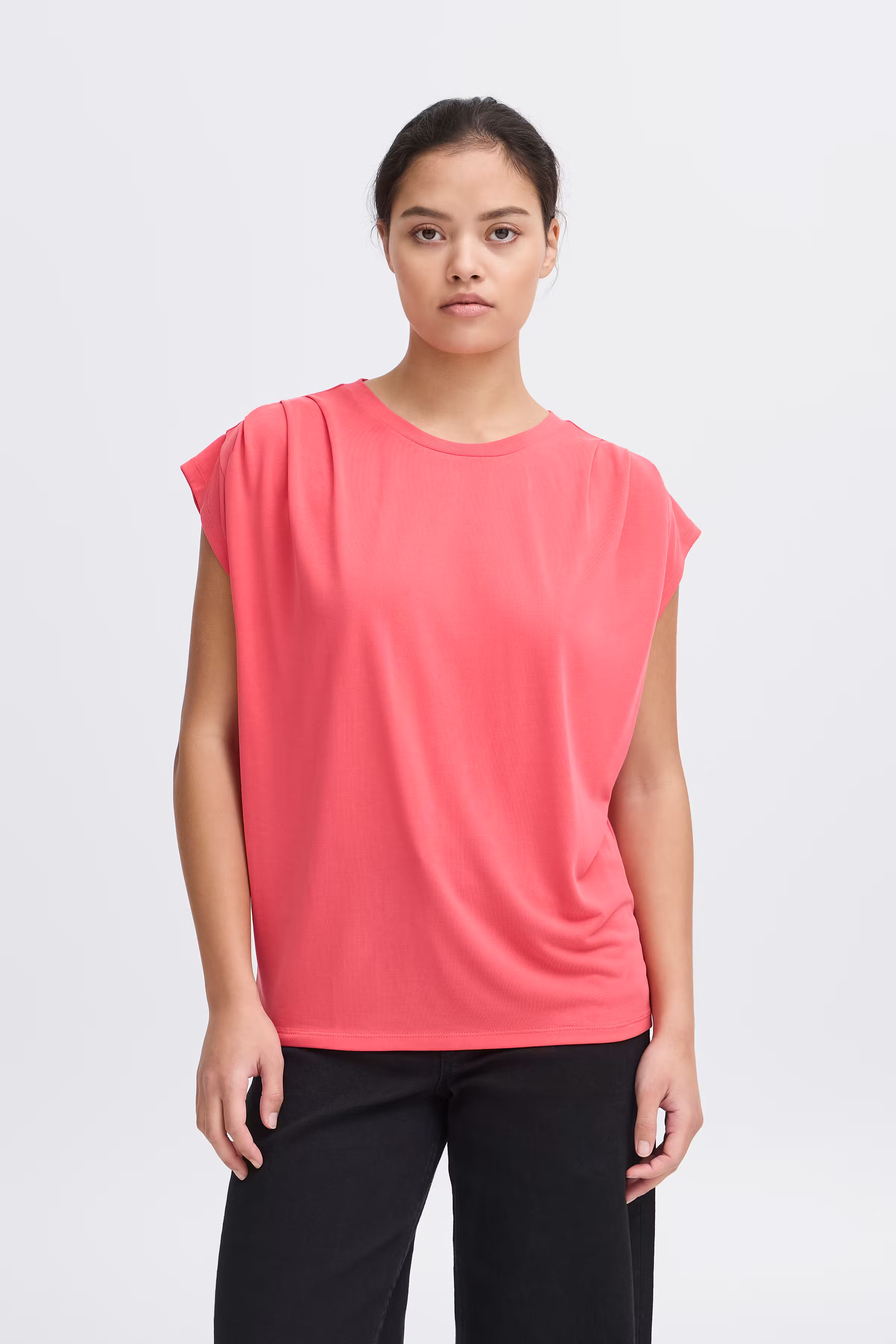 IHLISKEN Top LOOKBOOK FRONT 20114138-171753