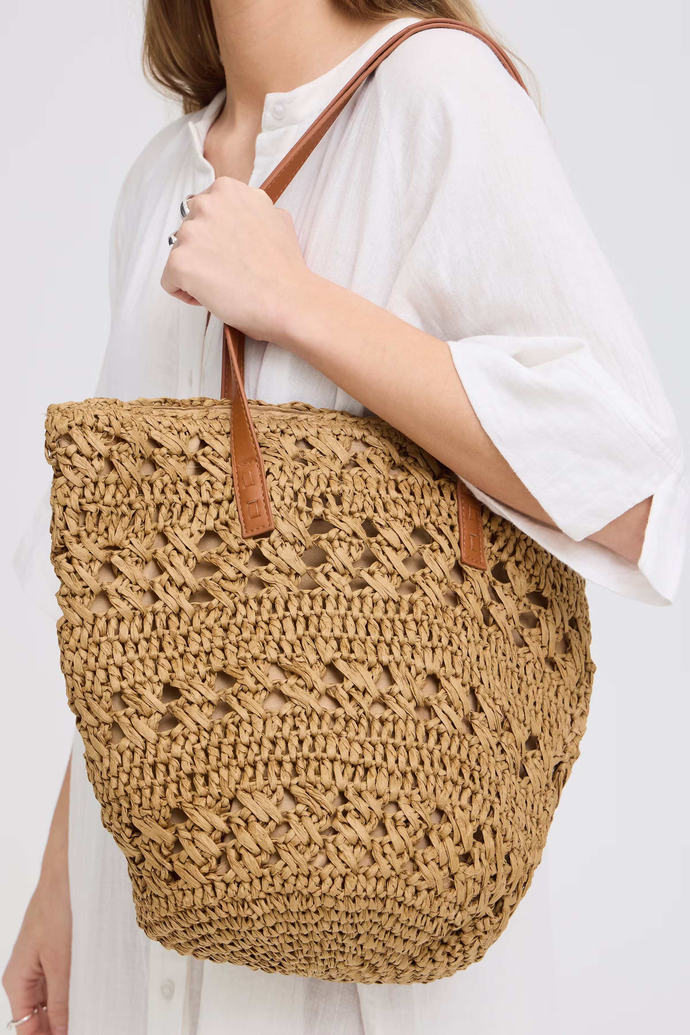 IAFREJA Taske LOOKBOOK FRONT 20125731-180940