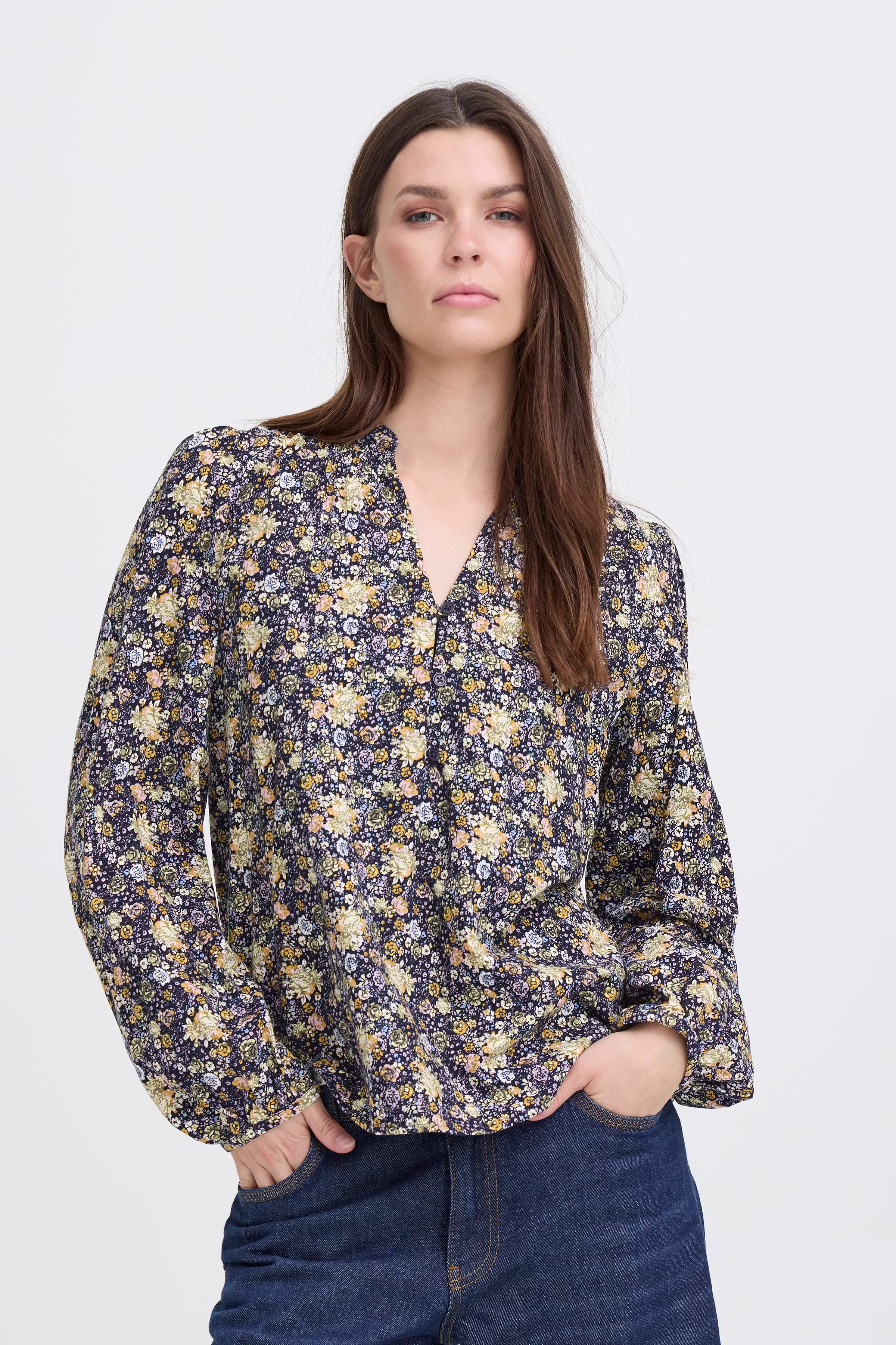 PZAVA Bluse LOOKBOOK FRONT 50210309-194020