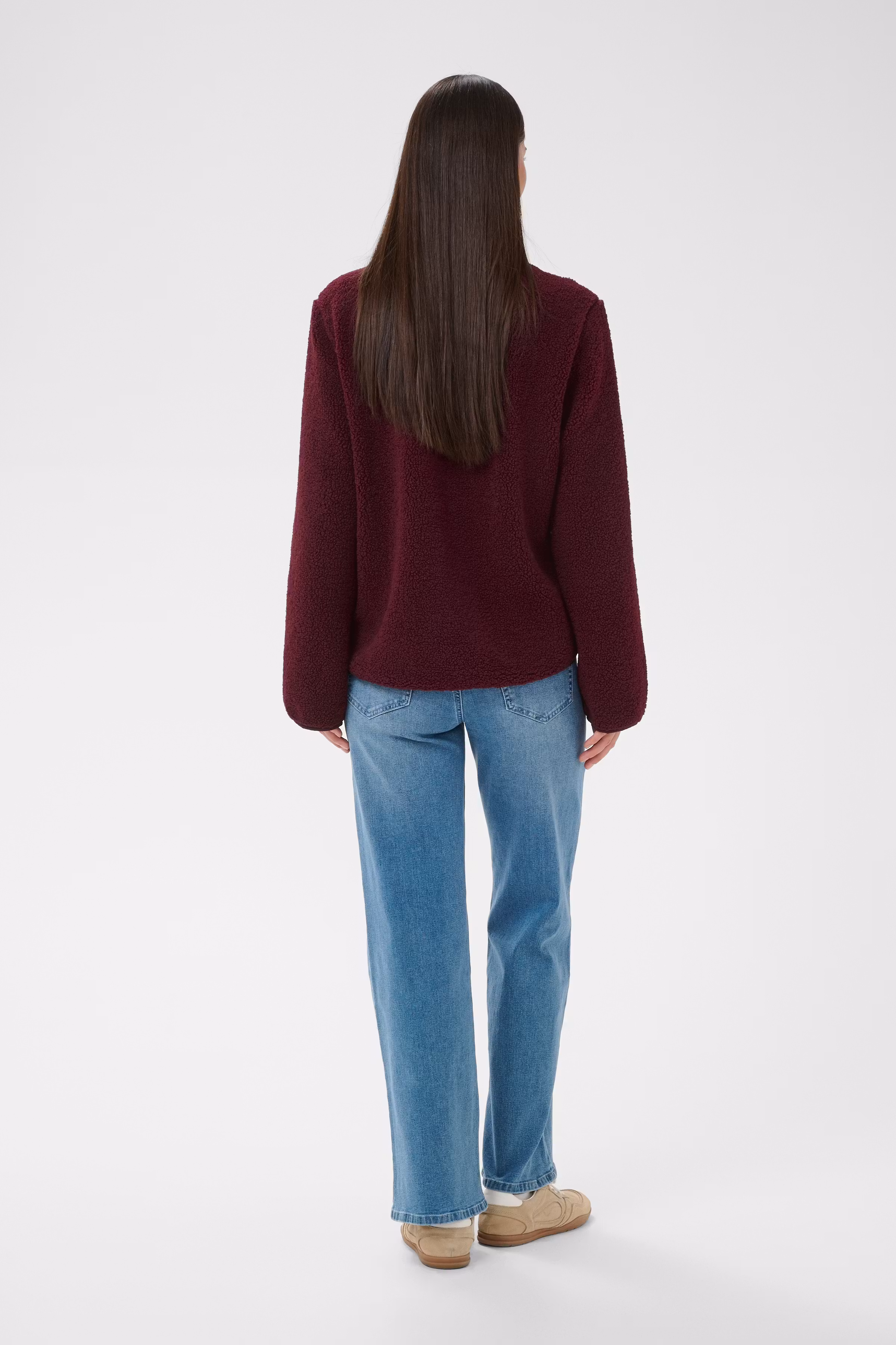KAally Fleece LOOKBOOK BACK 10511206-191522