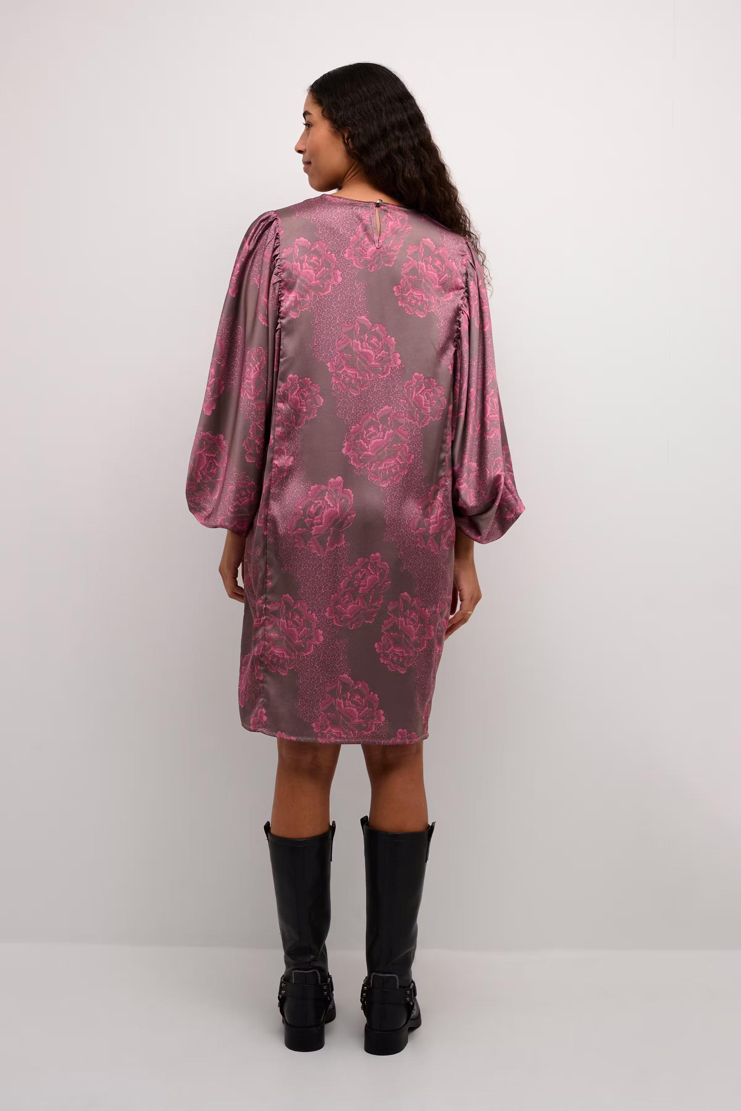 CUrosie Dress LOOKBOOK BACK 50110991-106399