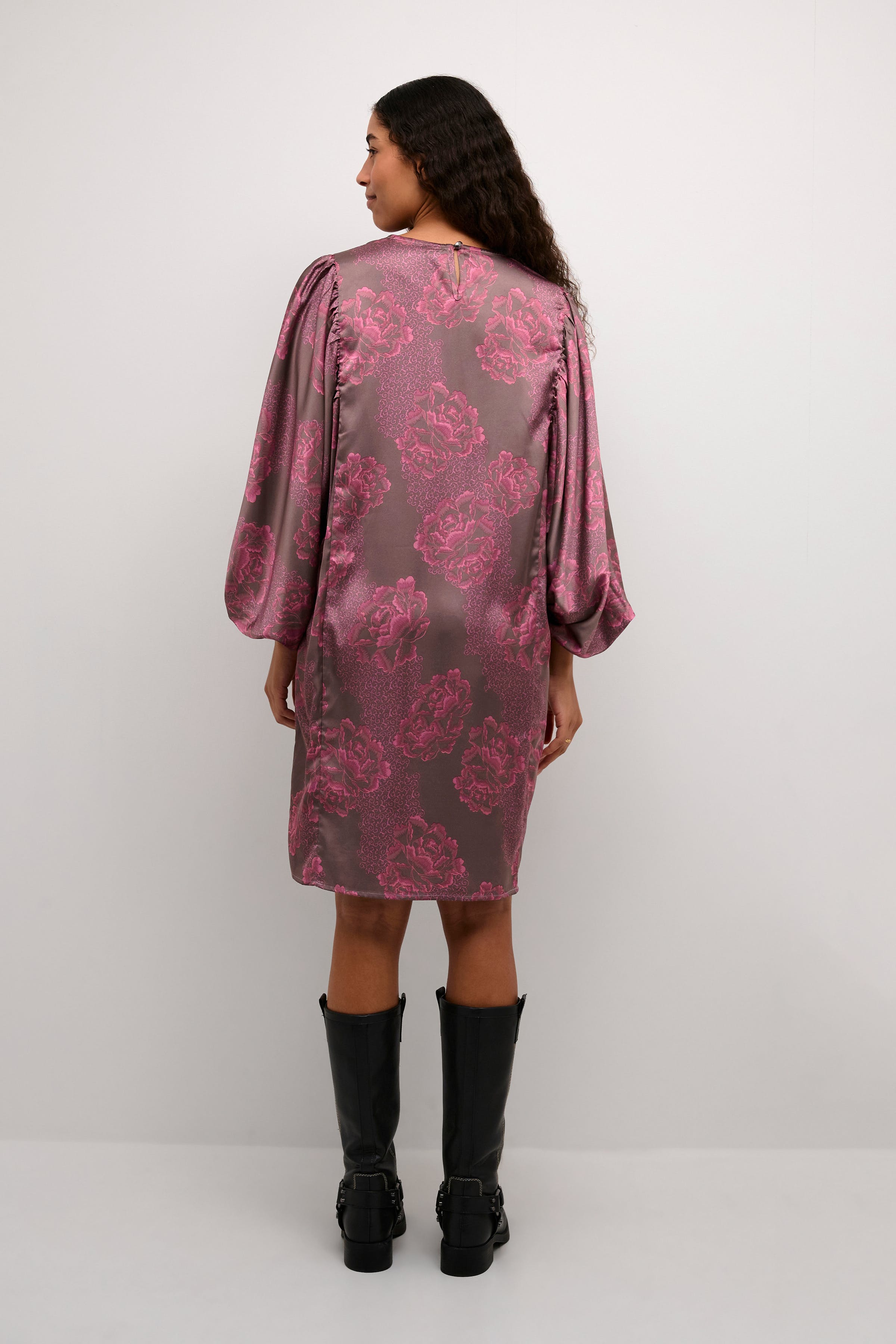 CUrosie Dress LOOKBOOK BACK 50110991-106399