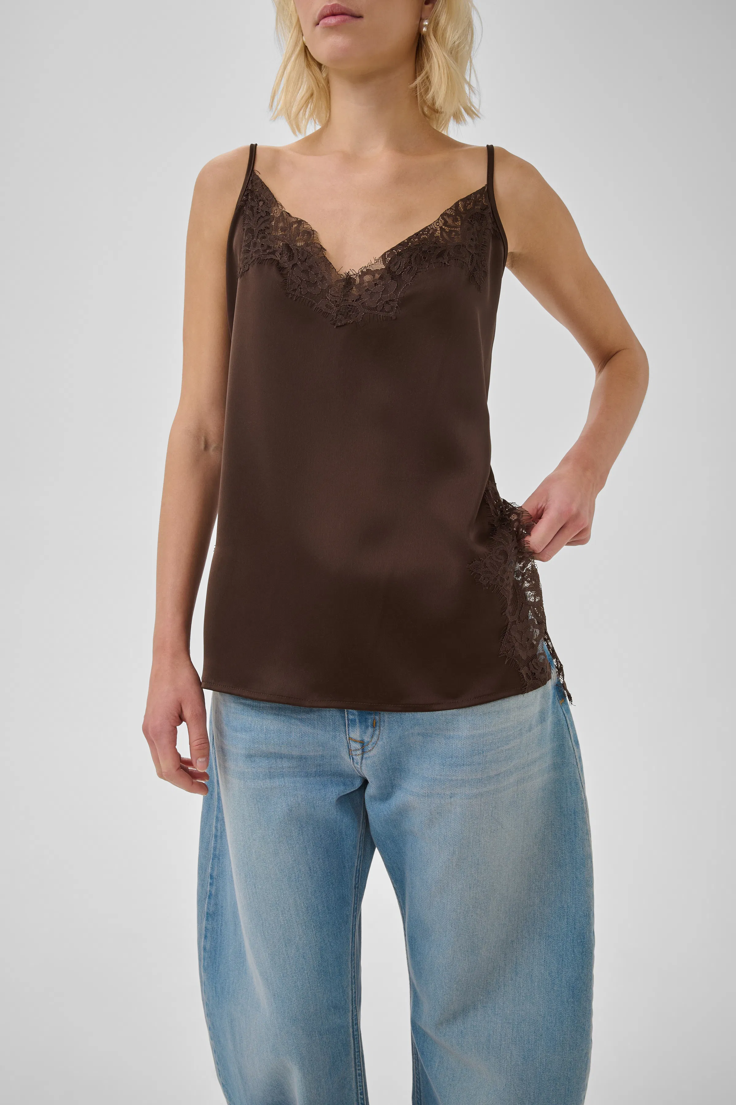 MWBrenda Top LOOKBOOK DETAIL 10705657-109345