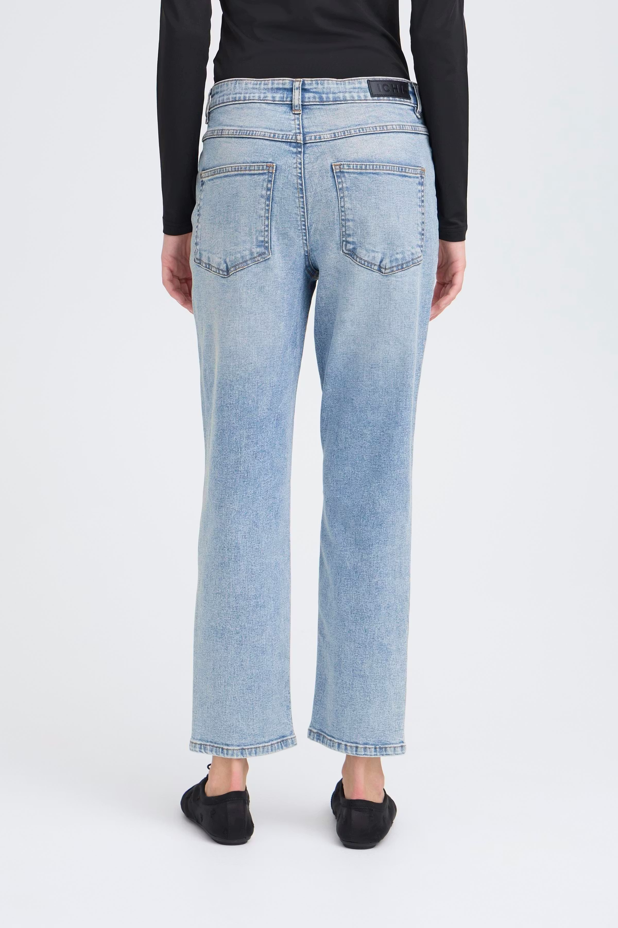 IHTWIGGY RAVEN Jeans LOOKBOOK BACK 20110967-900000273