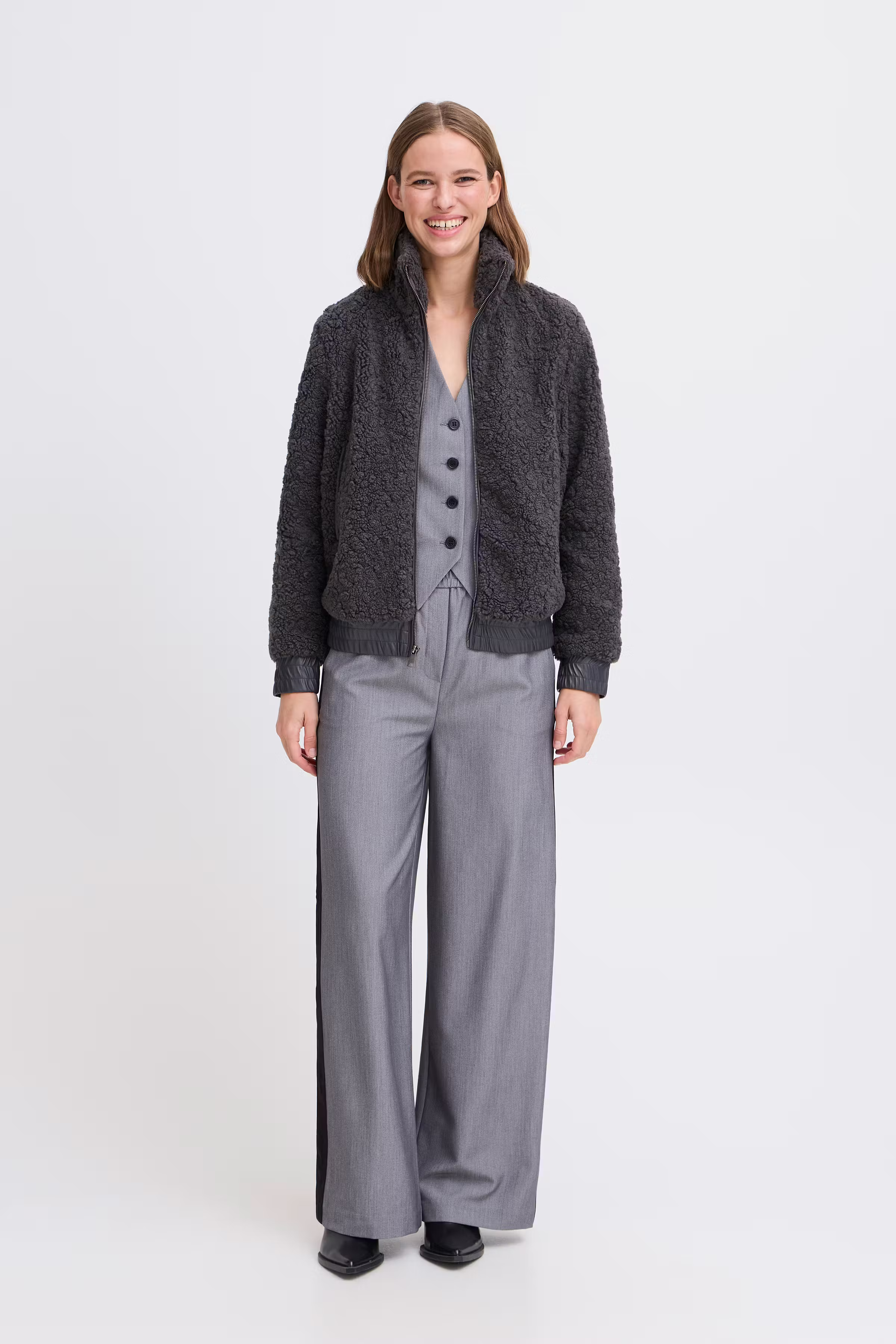 BYANAMAJ Yttertøy LOOKBOOK DETAIL 20816964-190201