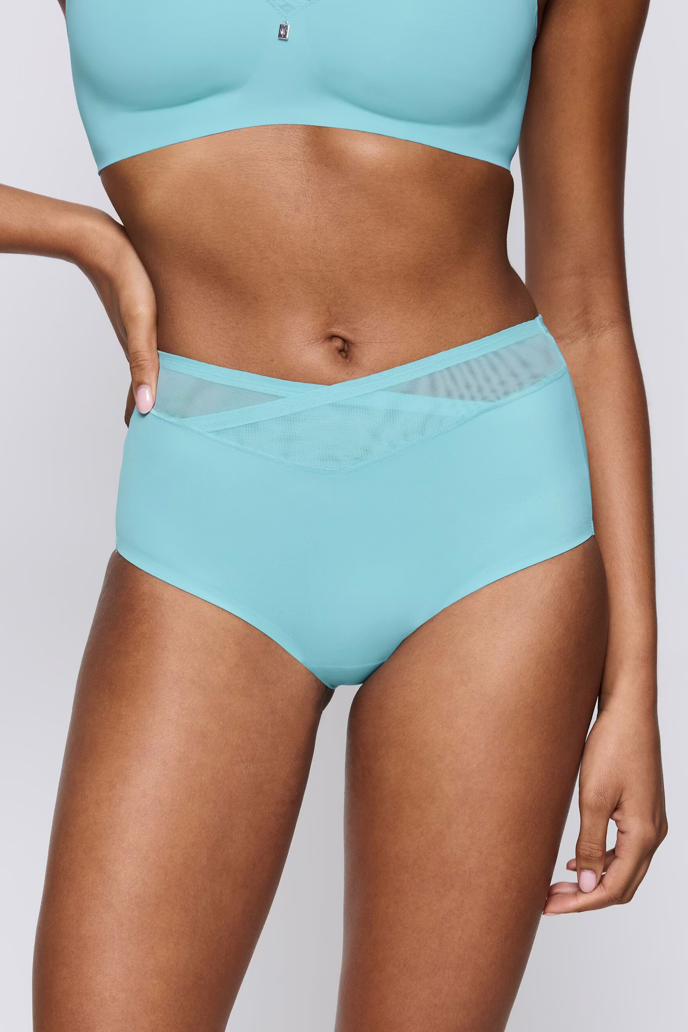 TrueShape Panties LOOKBOOK FRONT 40500261-T1780